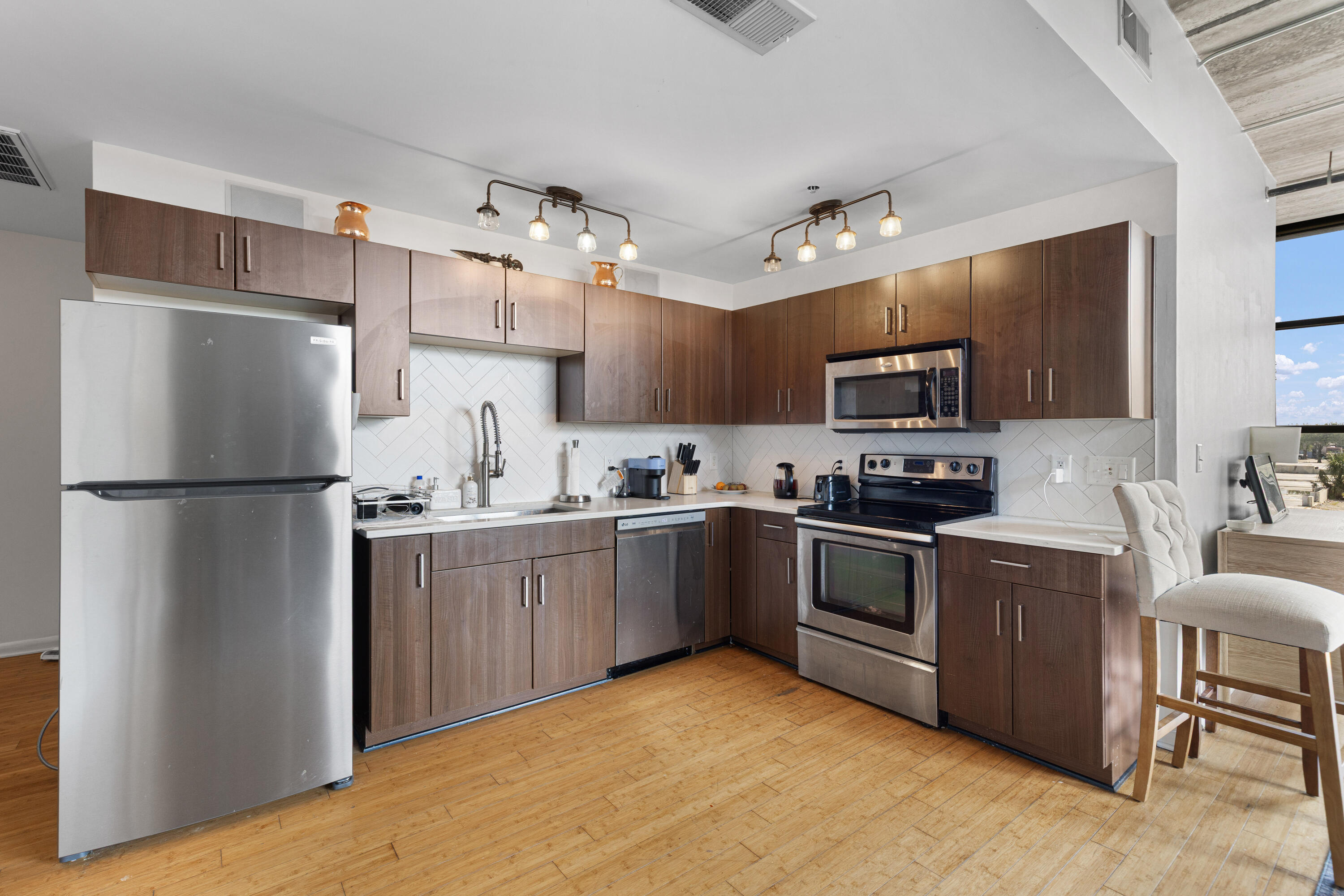 1 Cool Blow Street # 125