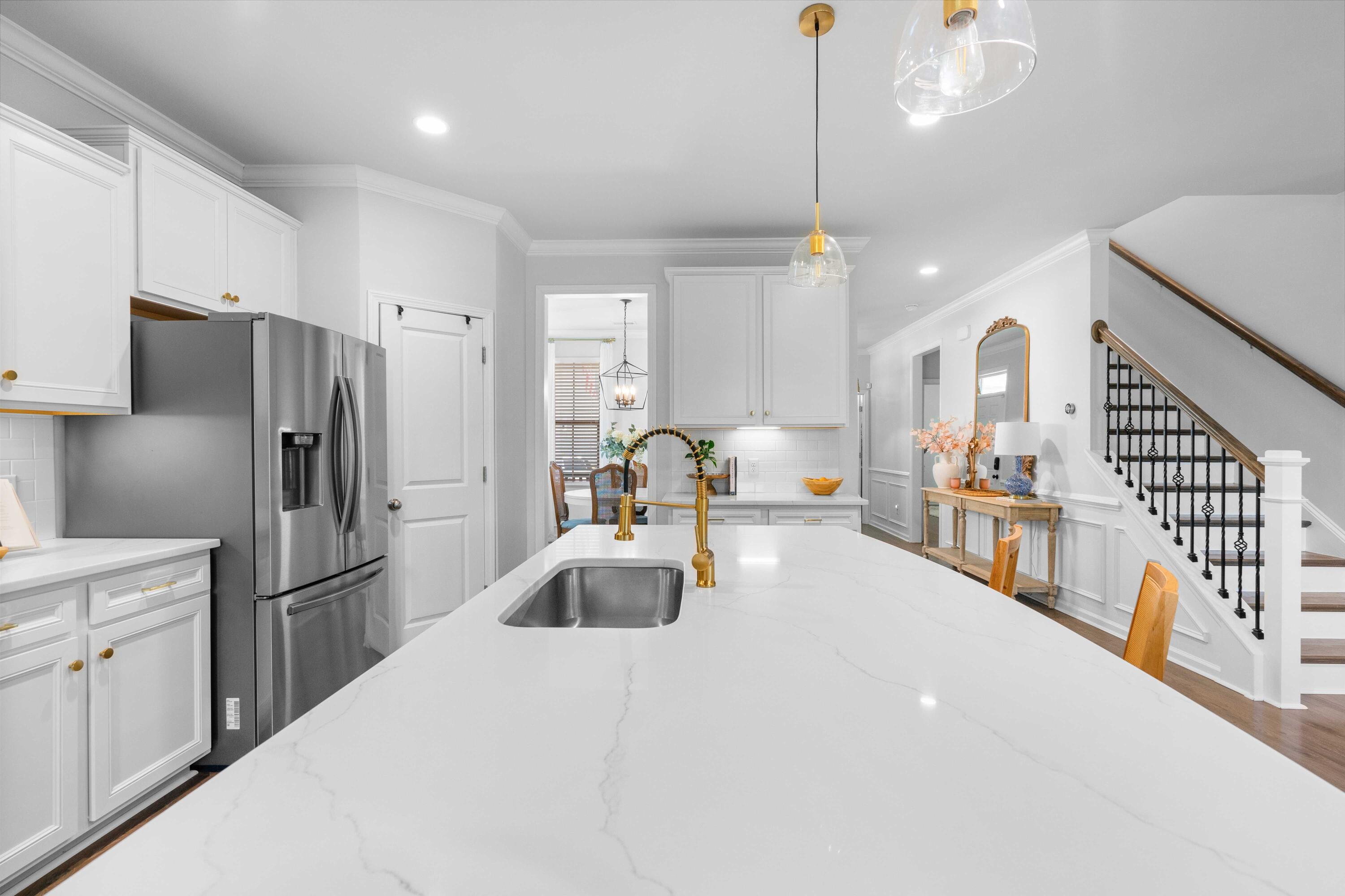 2069 Kemmerlin Street