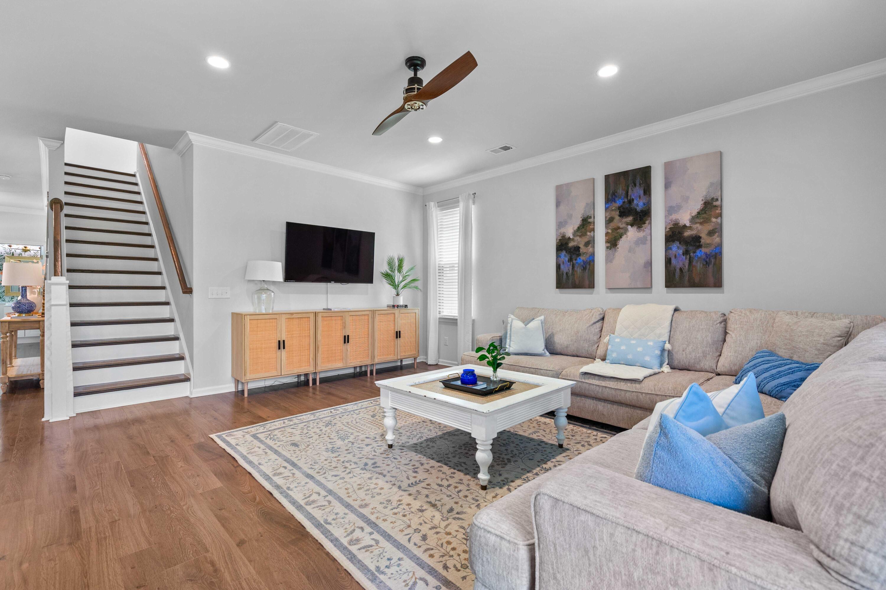 2069 Kemmerlin Street