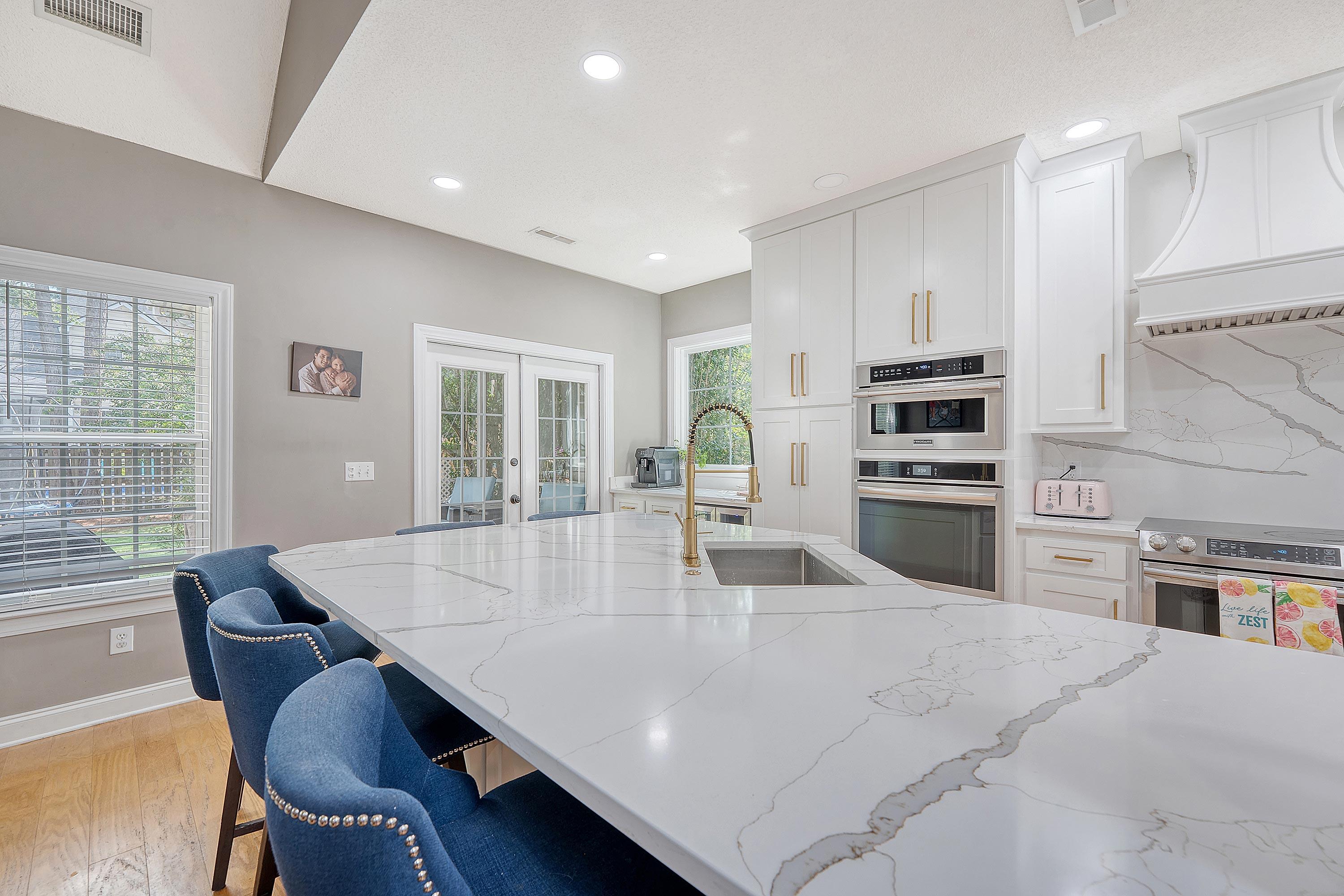 30 Muirfield Village Court