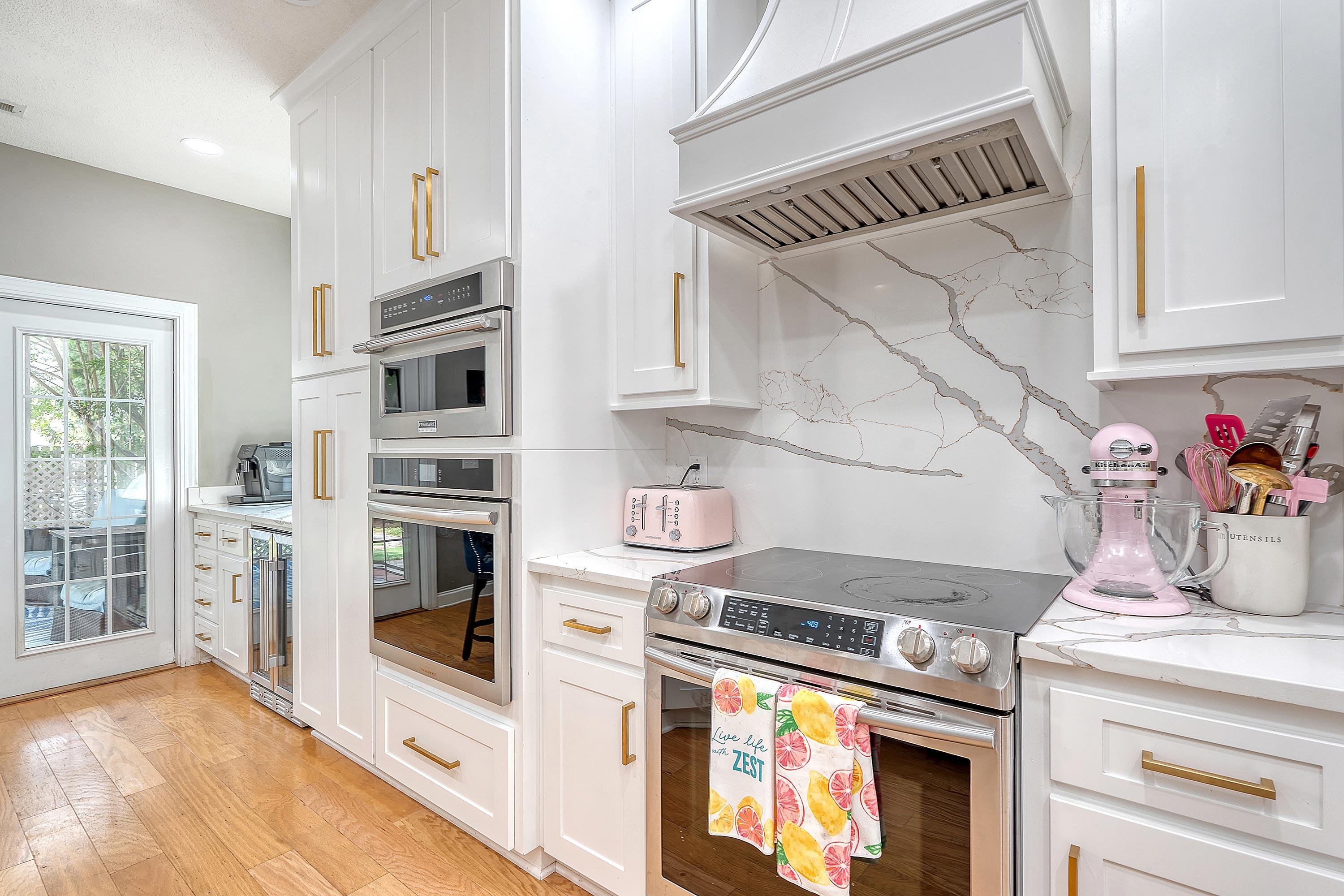 30 Muirfield Village Court