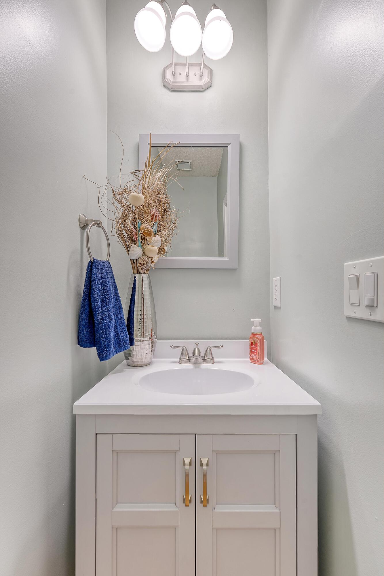 30 Muirfield Village Court