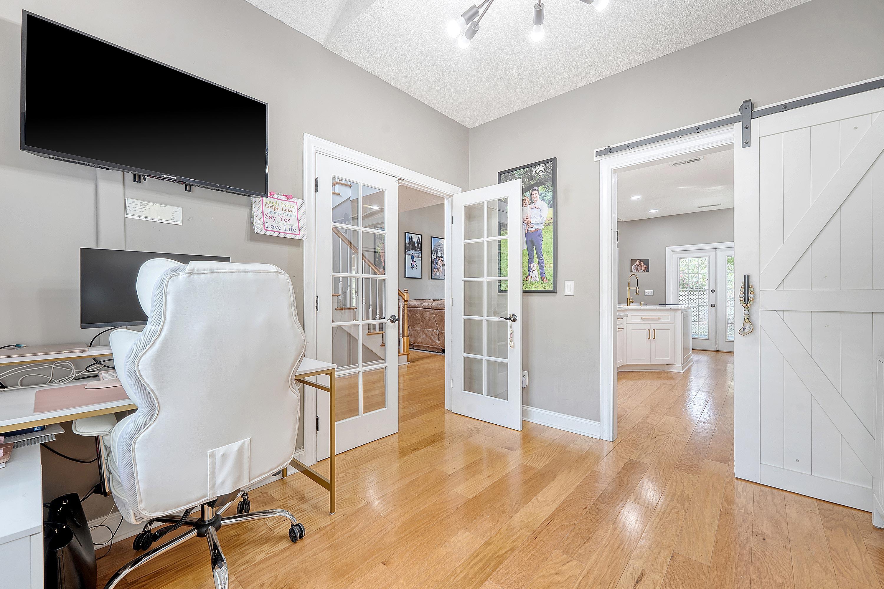 30 Muirfield Village Court