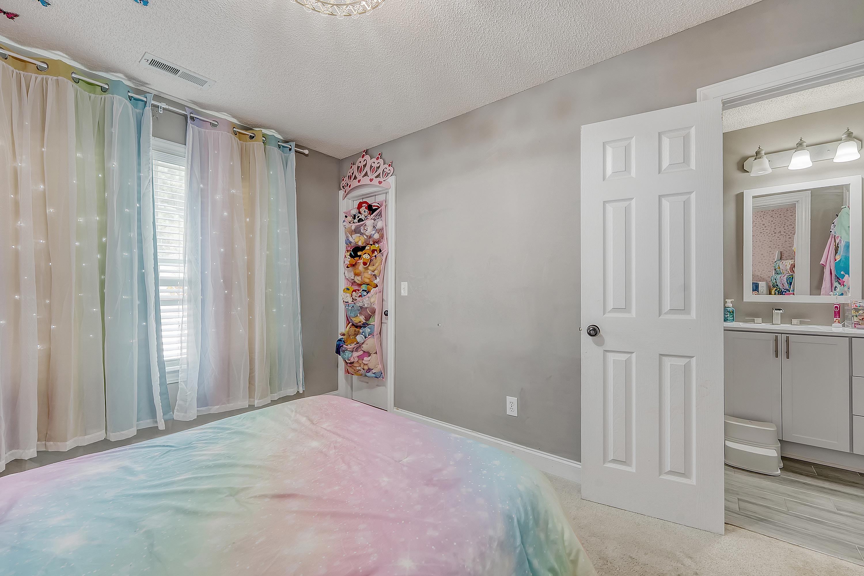 30 Muirfield Village Court