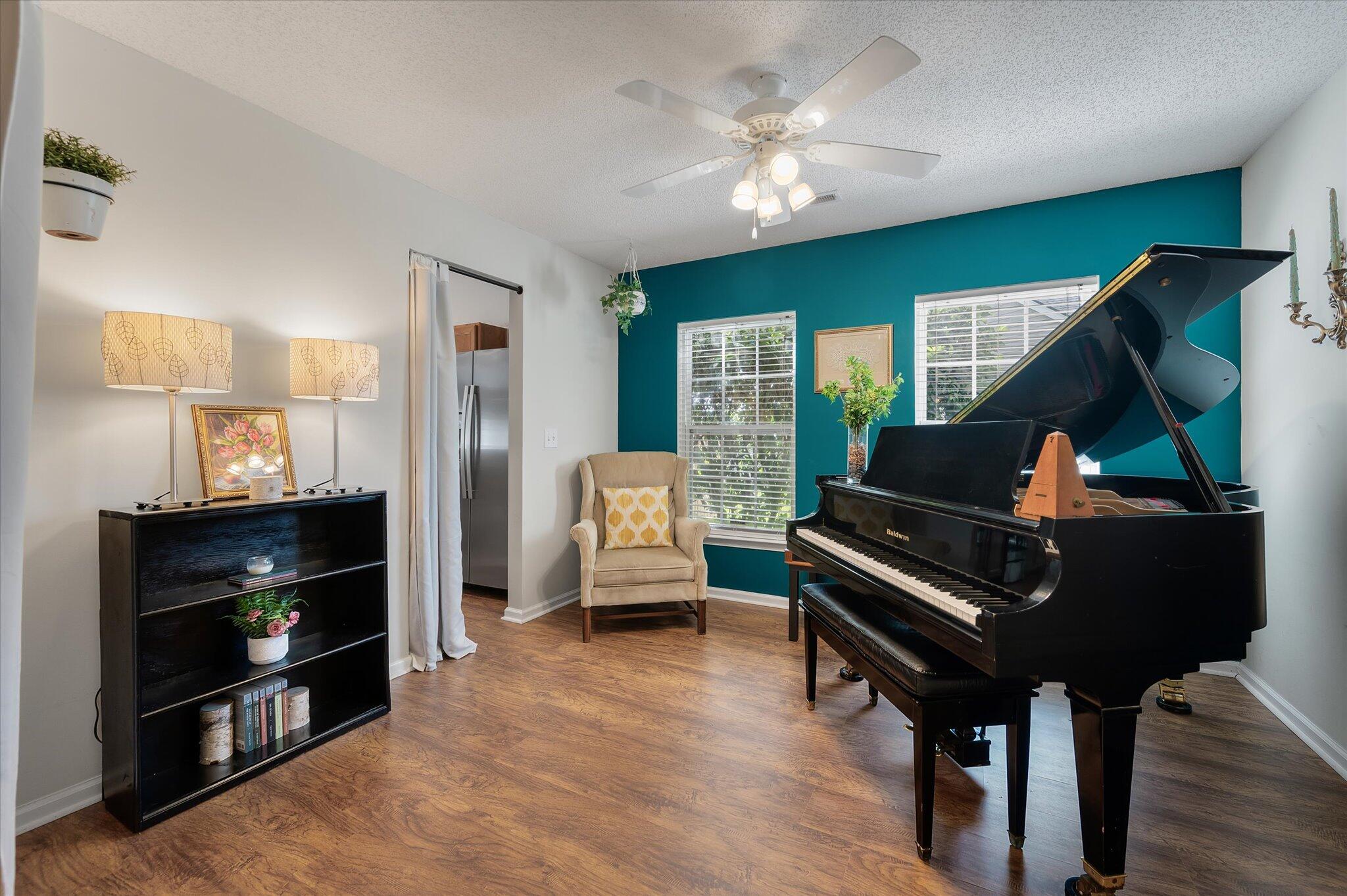 5013 Holdsworth Drive