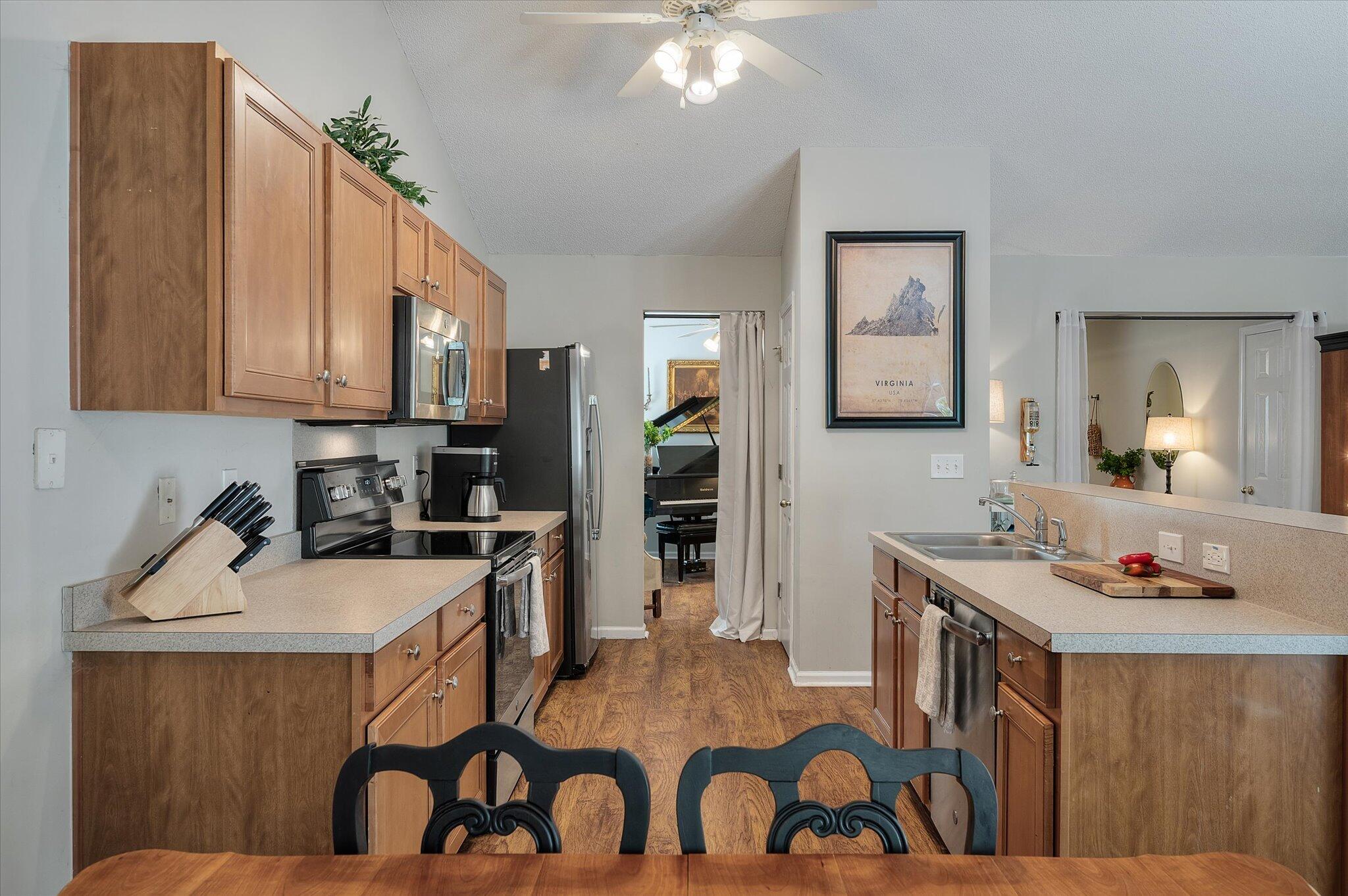 5013 Holdsworth Drive