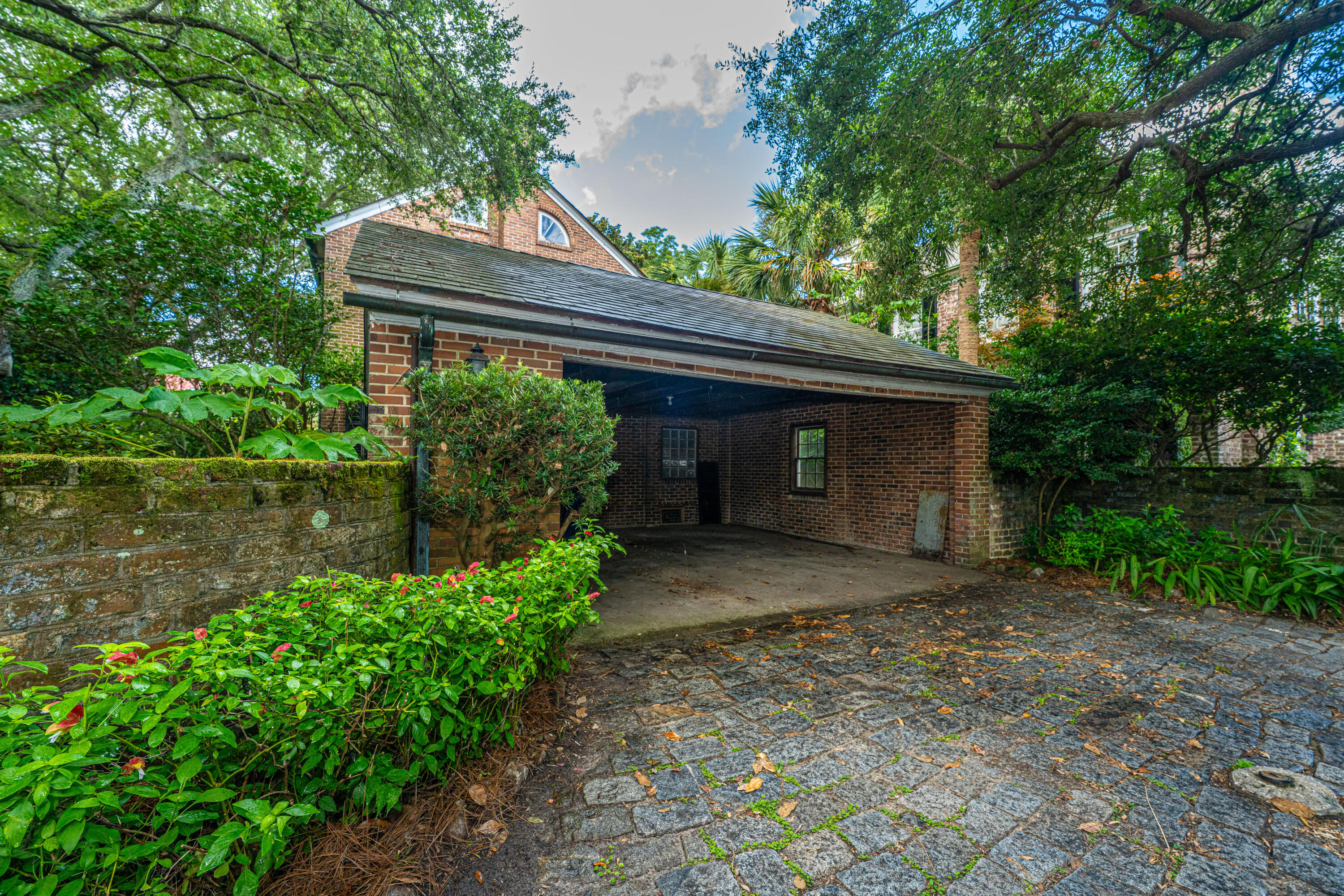 15 Longitude Lane