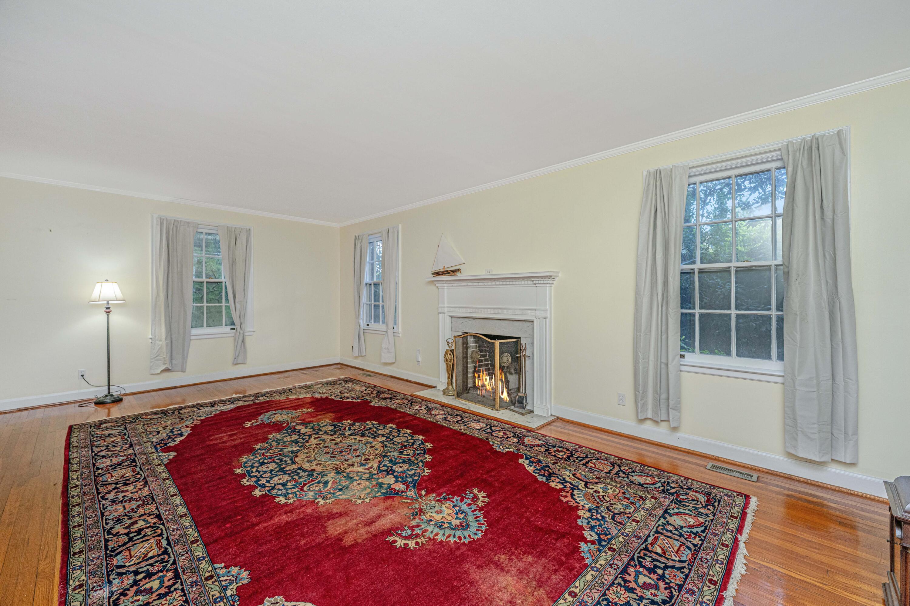 15 Longitude Lane