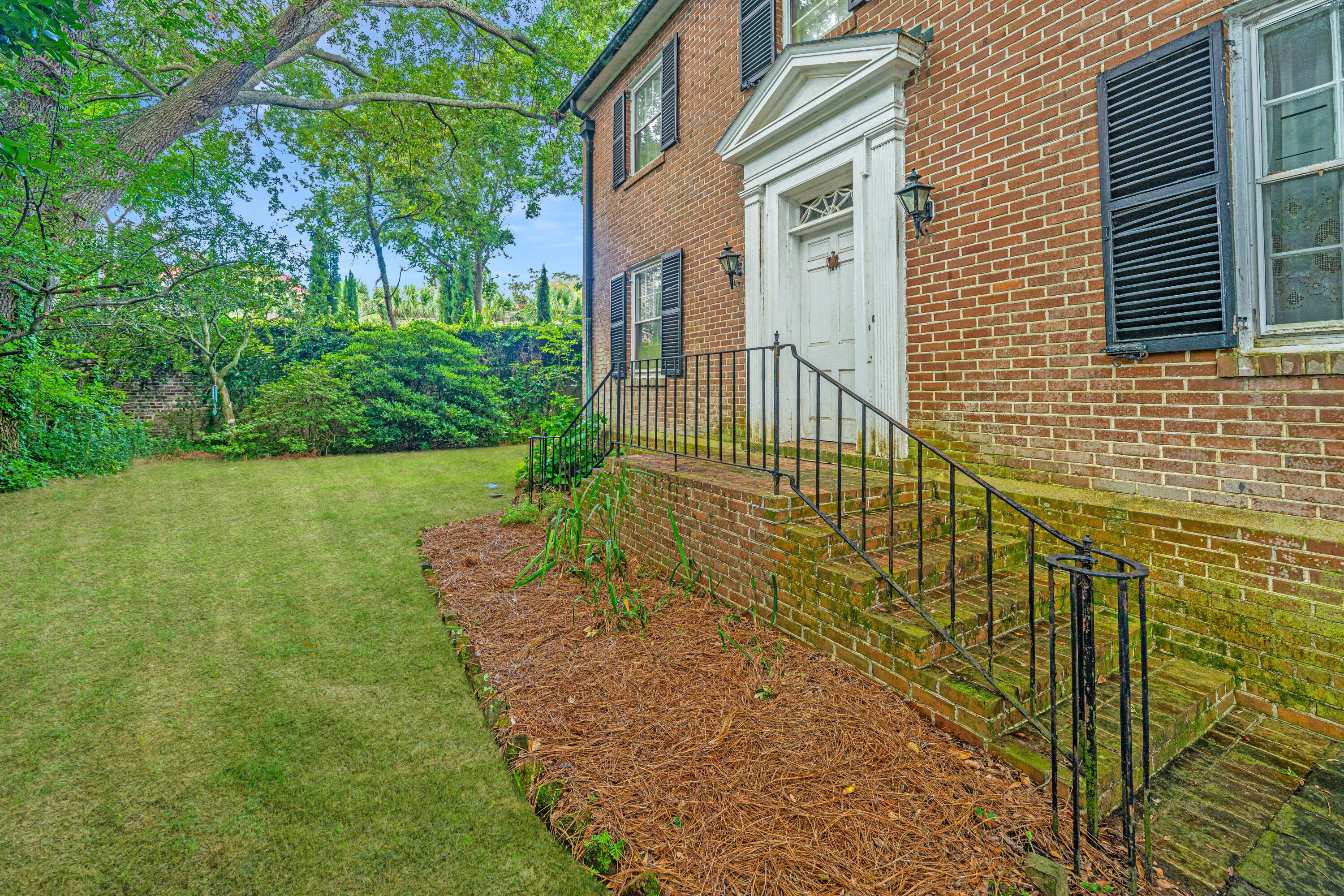 15 Longitude Lane