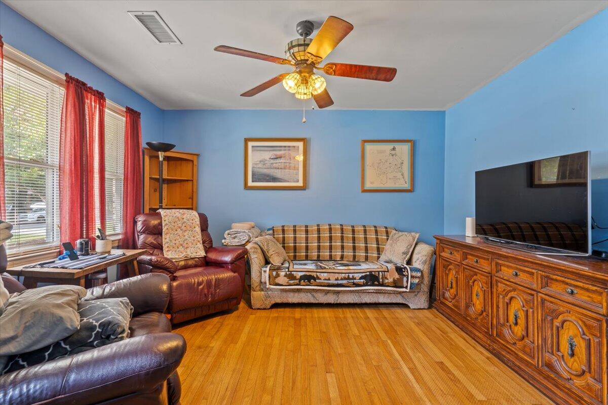 1338 Garrison Street