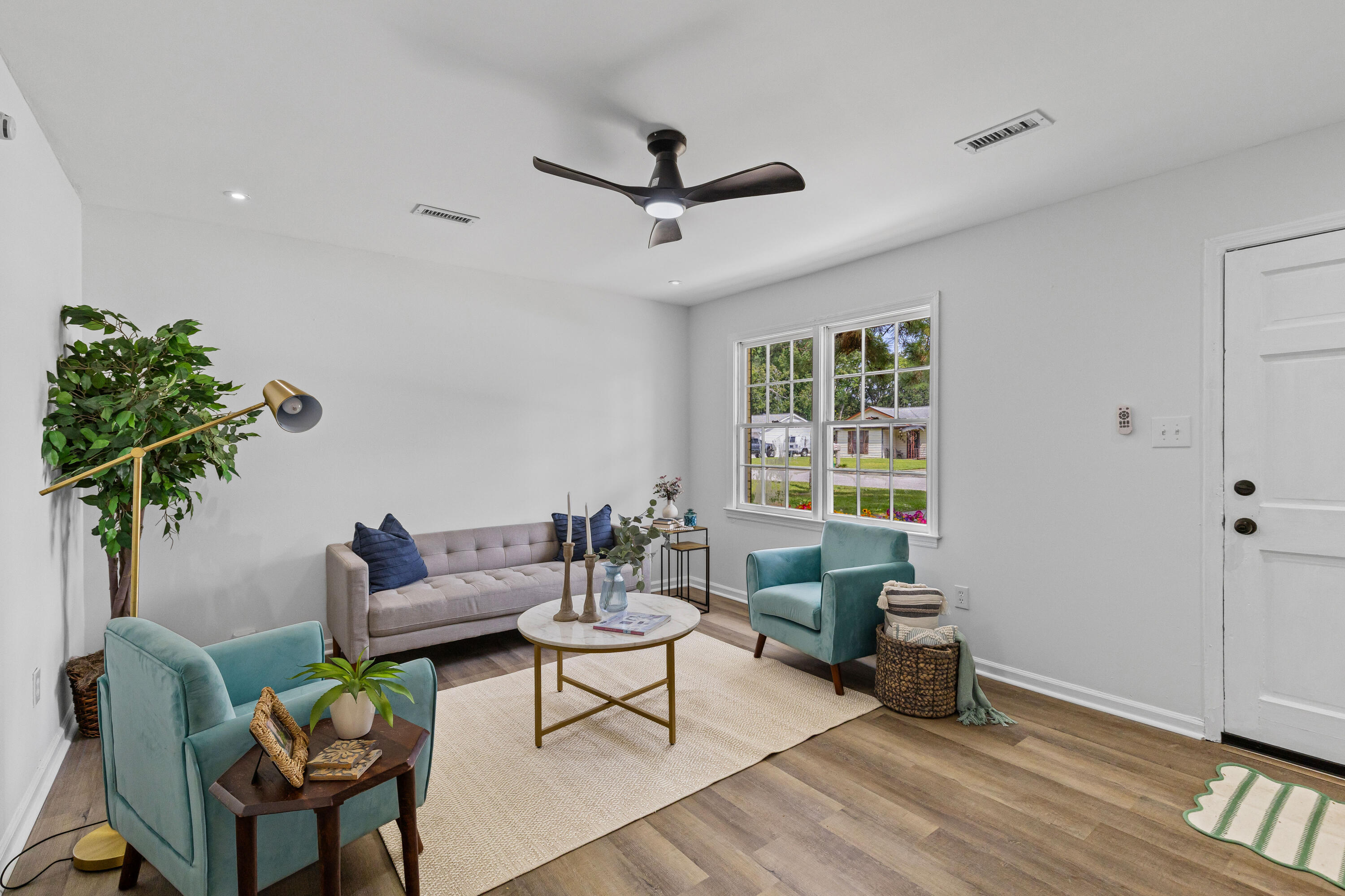 3251 Starlett Avenue