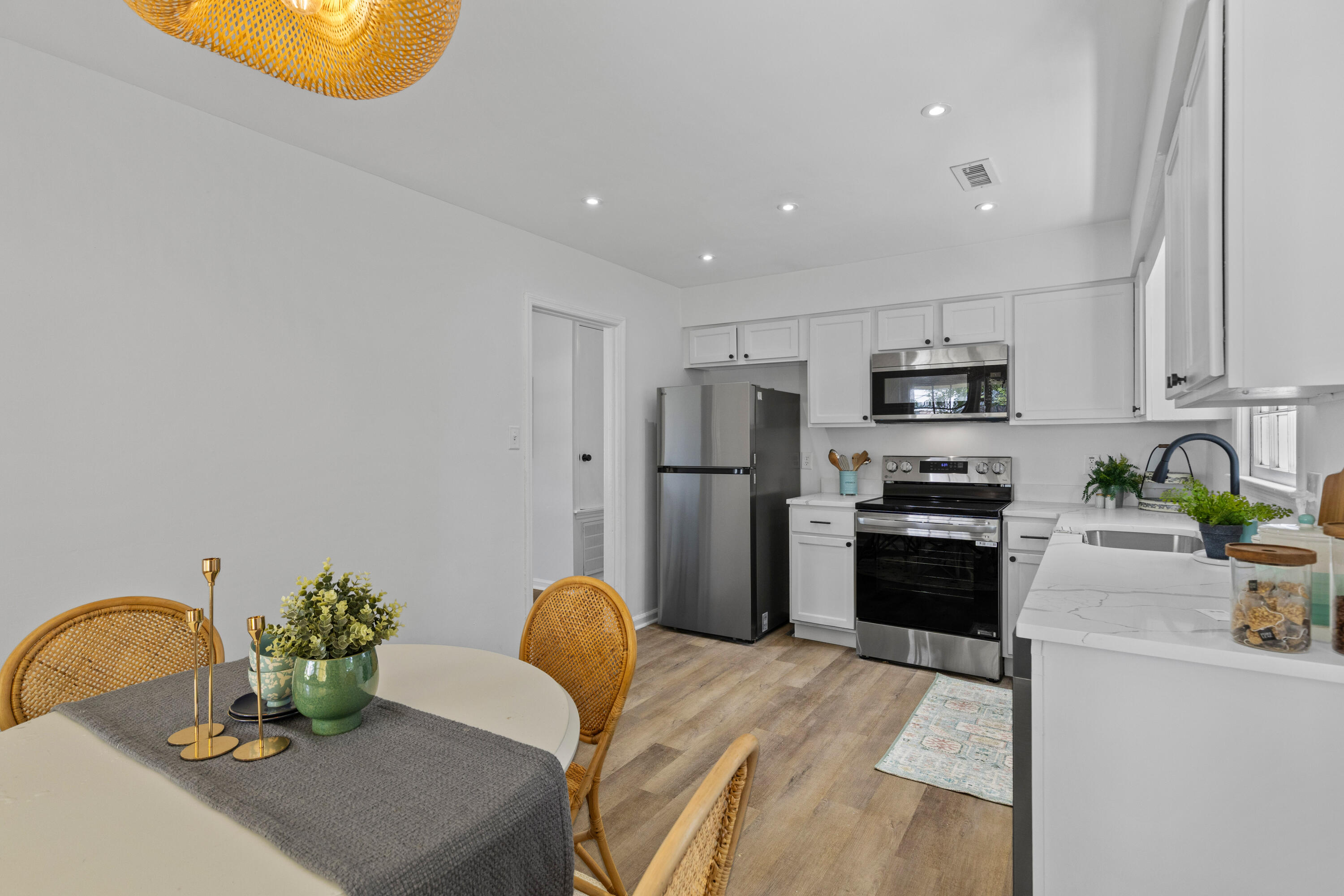 3251 Starlett Avenue