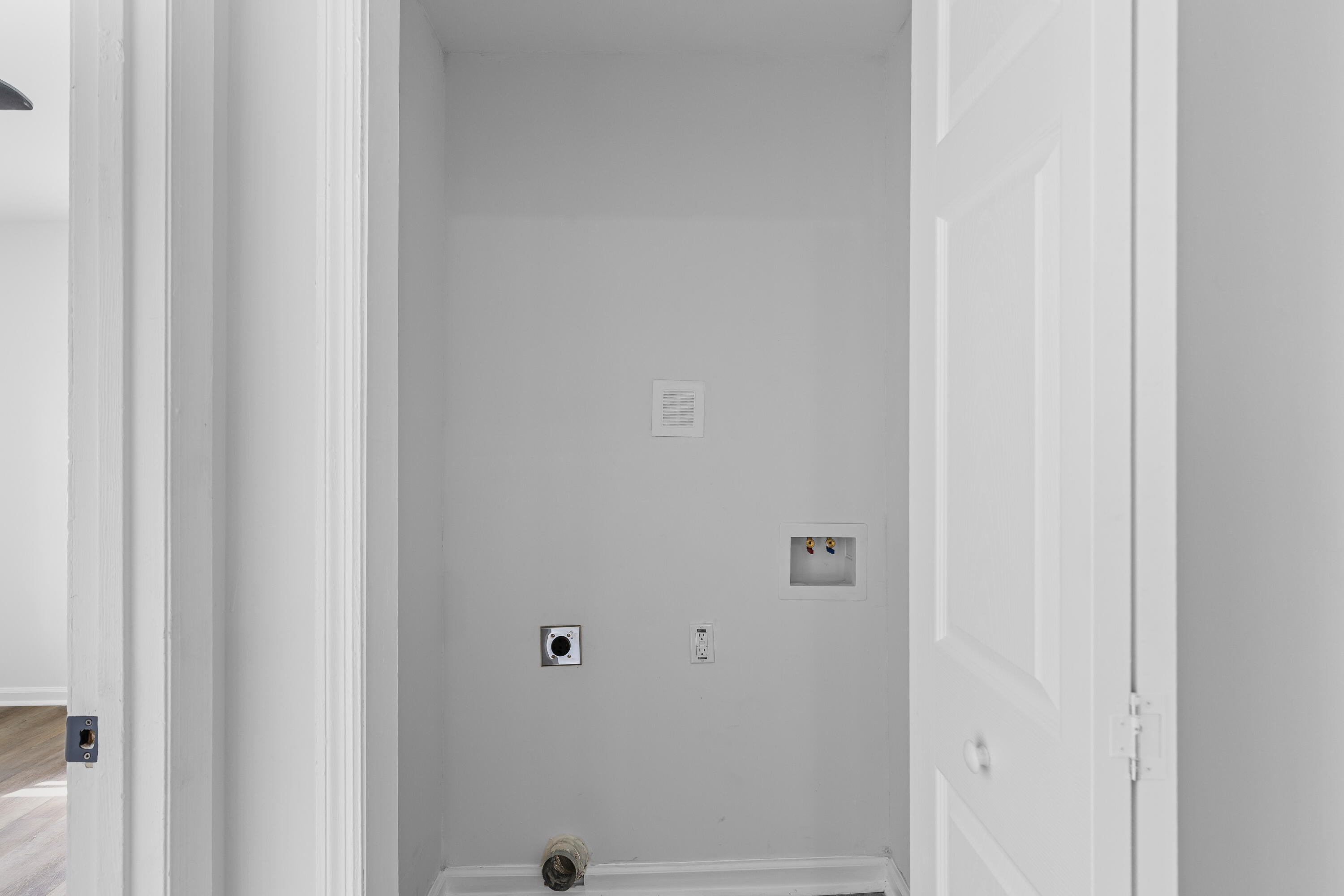 3251 Starlett Avenue