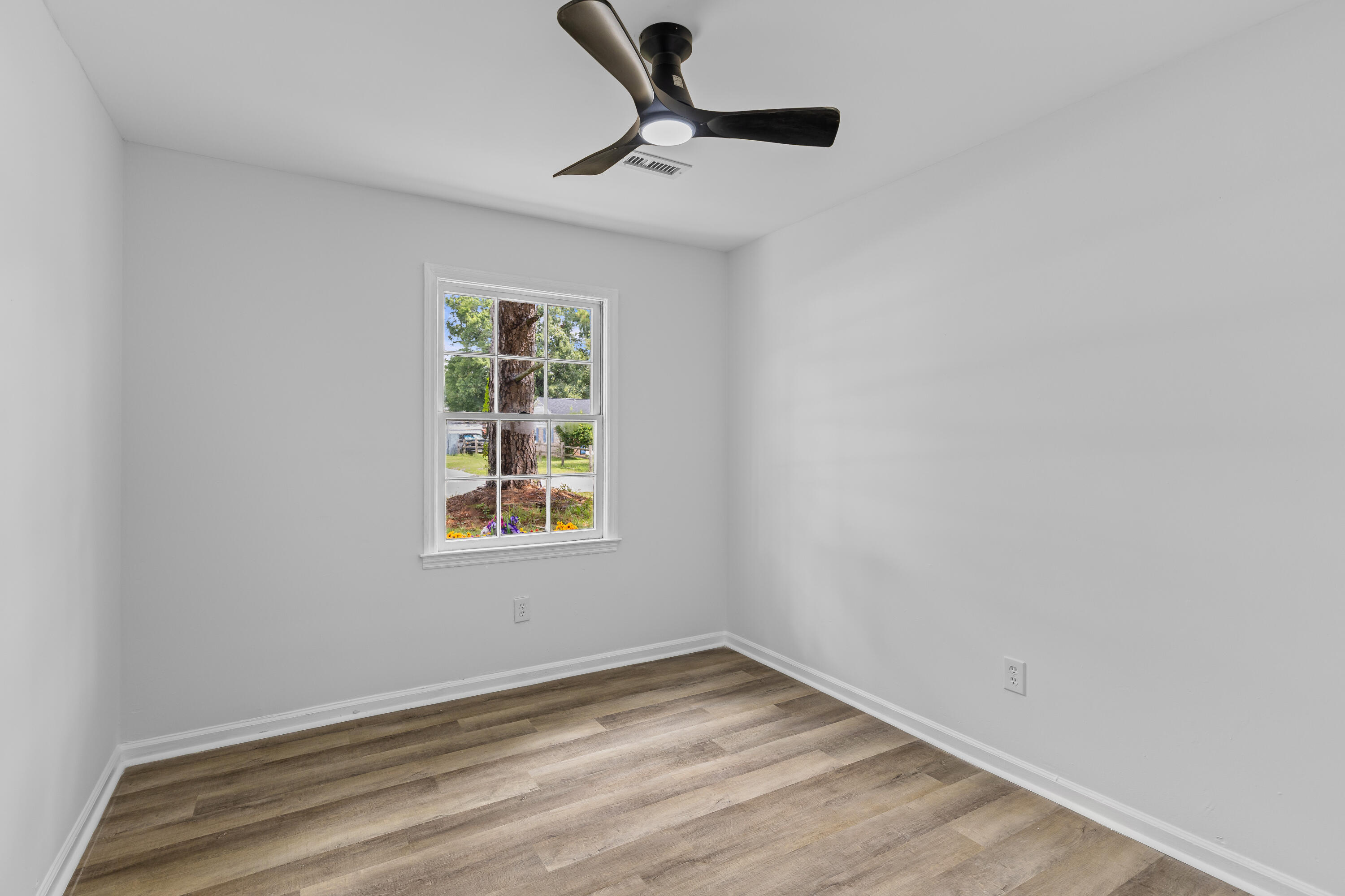 3251 Starlett Avenue