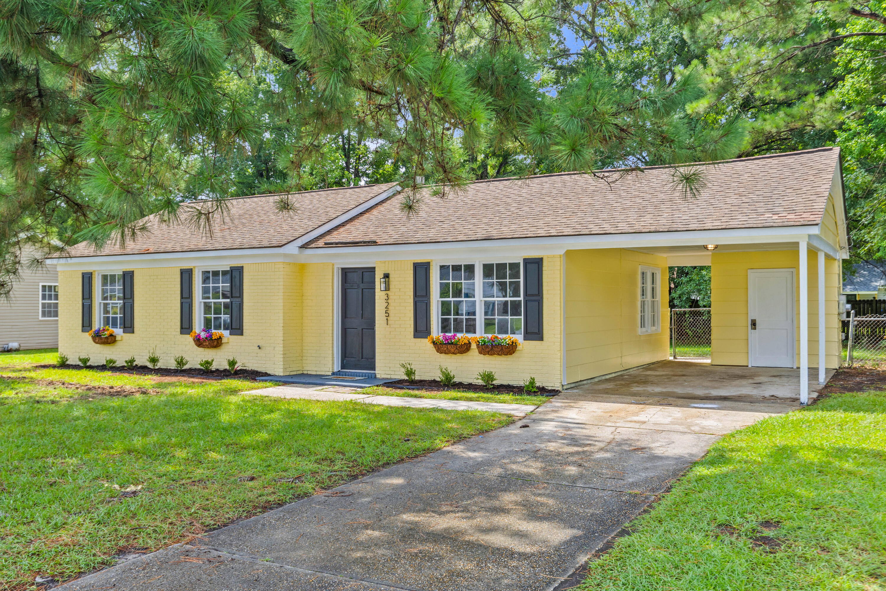 3251 Starlett Avenue