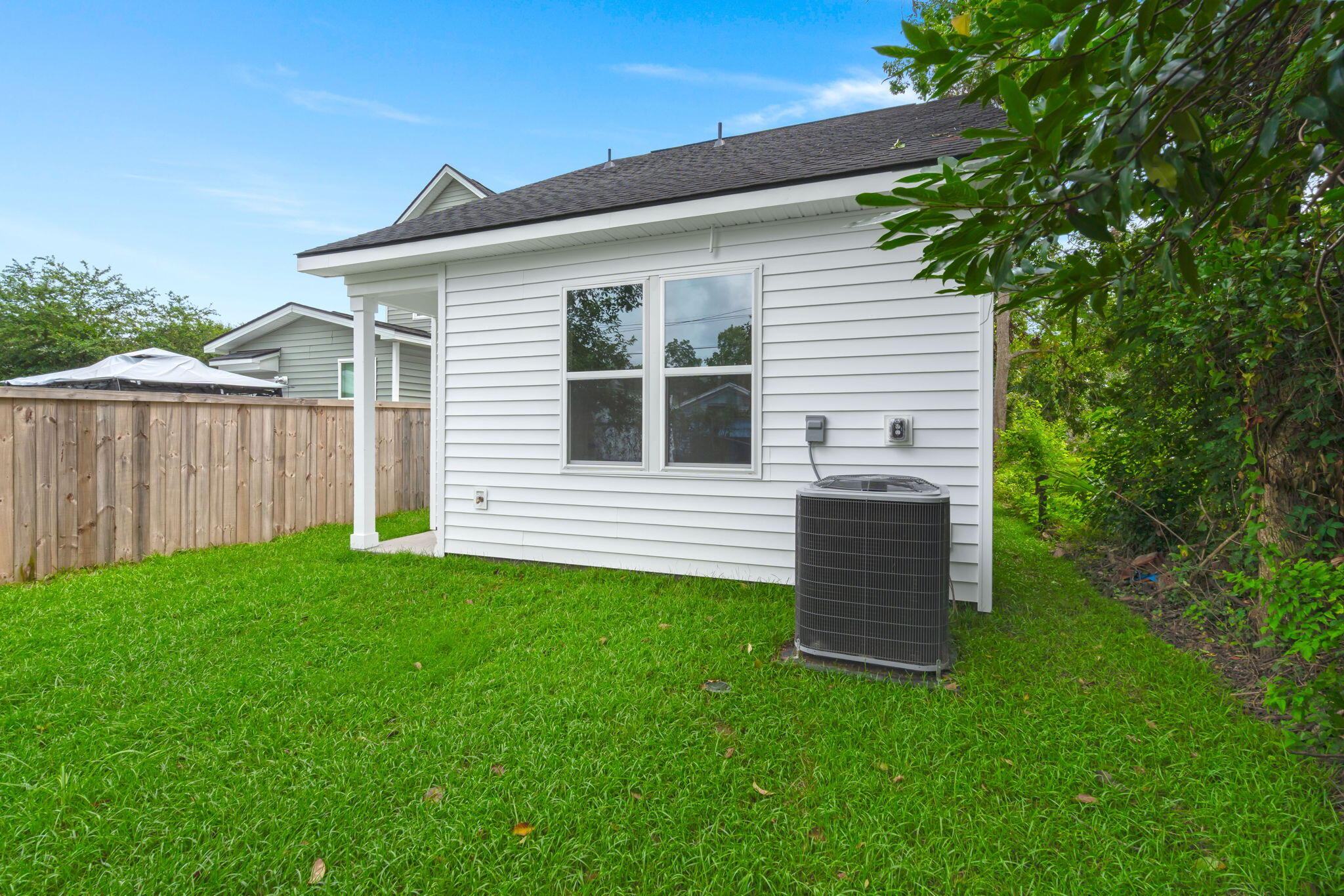 2006 Delaware Avenue