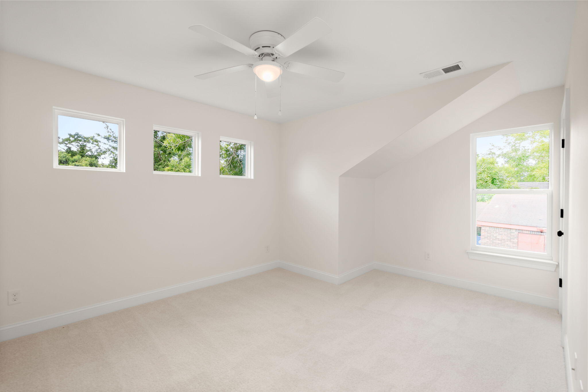 2006 Delaware Avenue