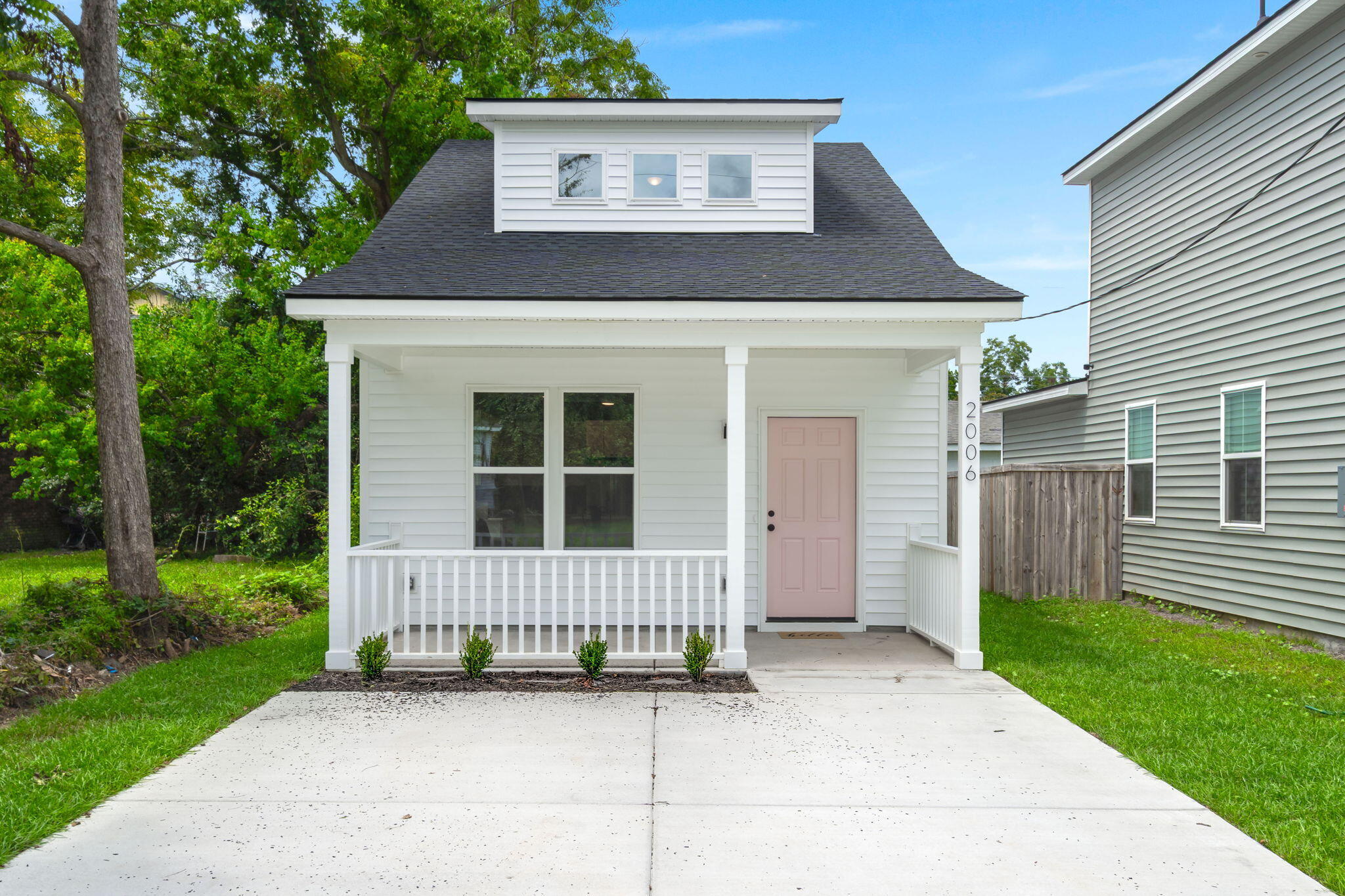 2006 Delaware Avenue