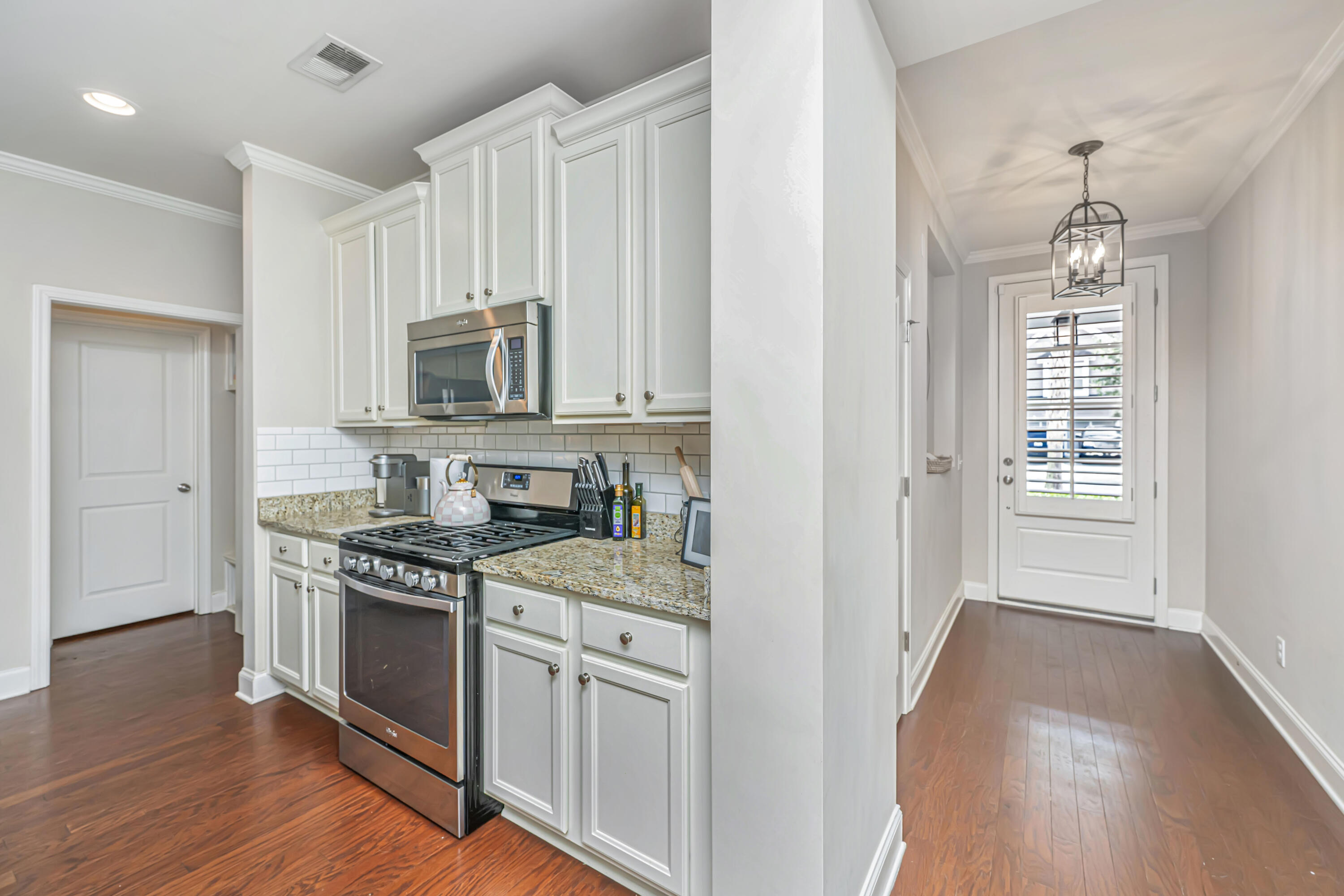 2525 Kings Gate Lane