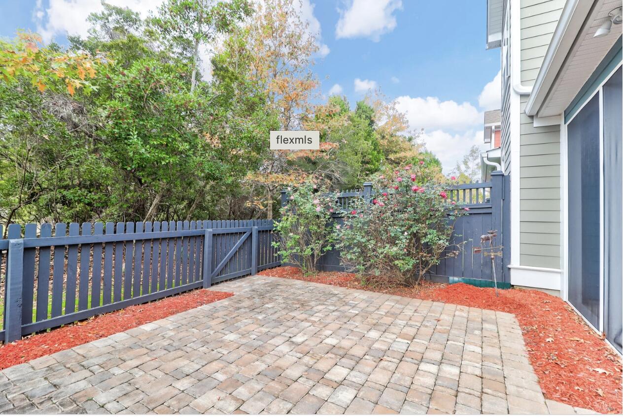 2525 Kings Gate Lane