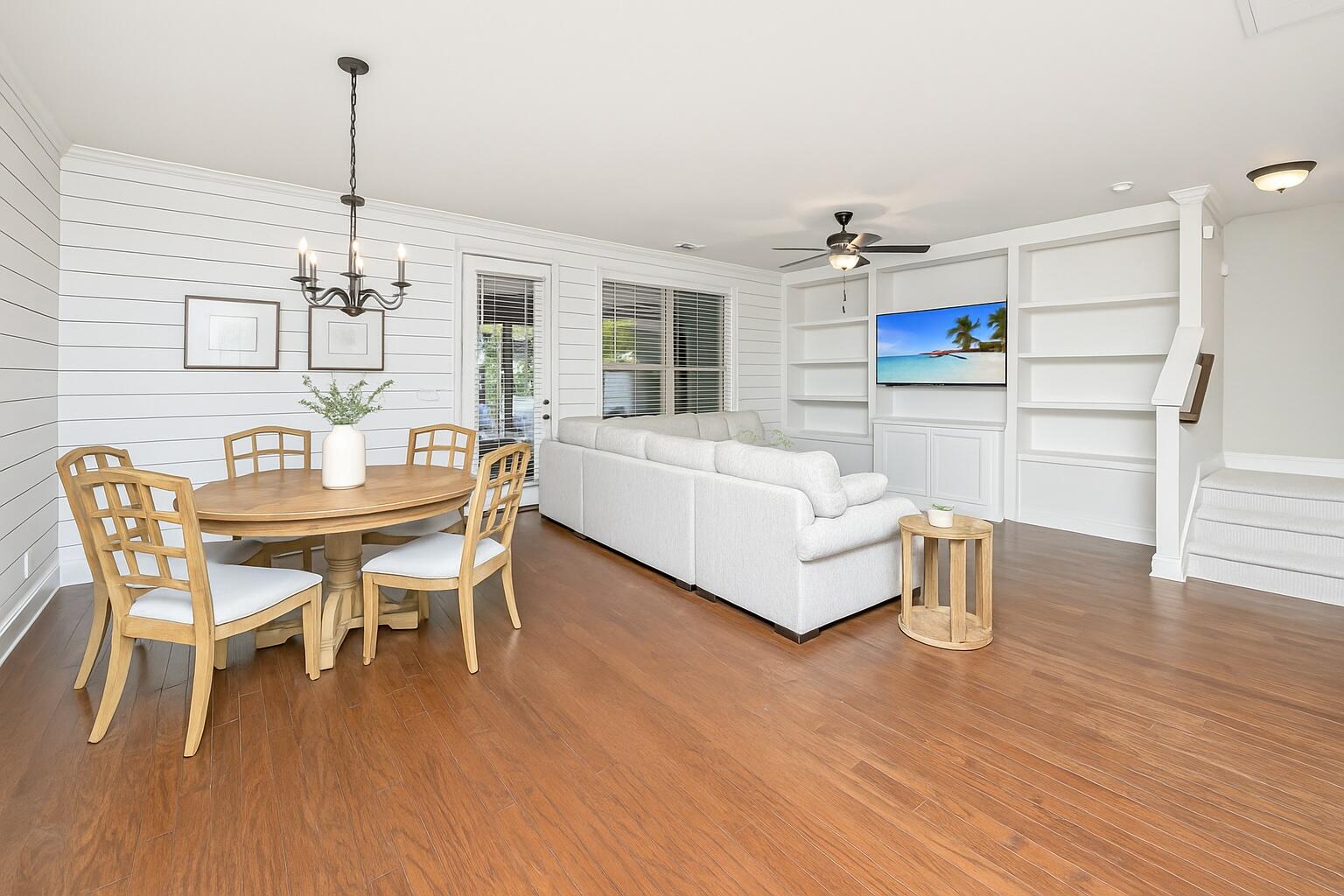 2525 Kings Gate Lane