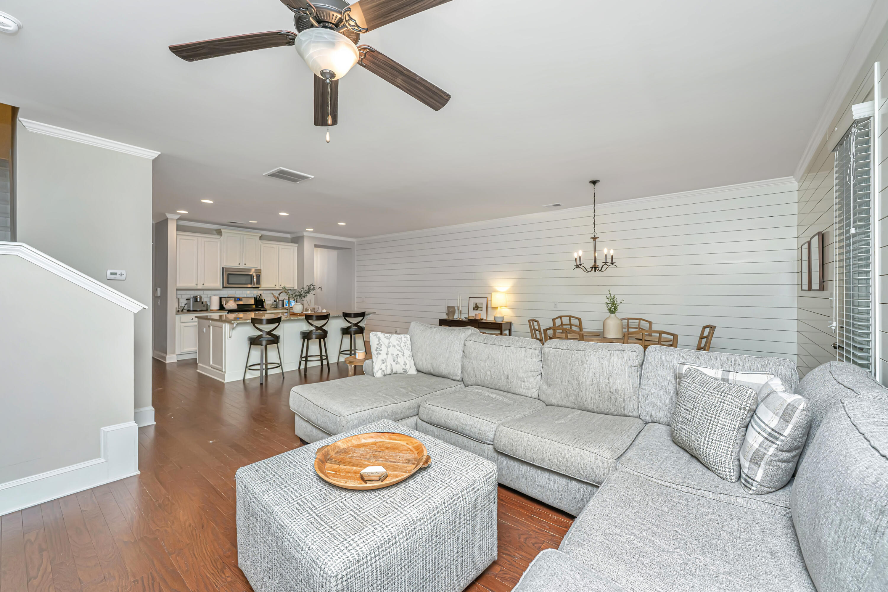 2525 Kings Gate Lane