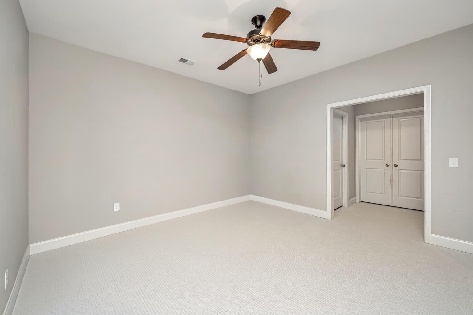 2525 Kings Gate Lane