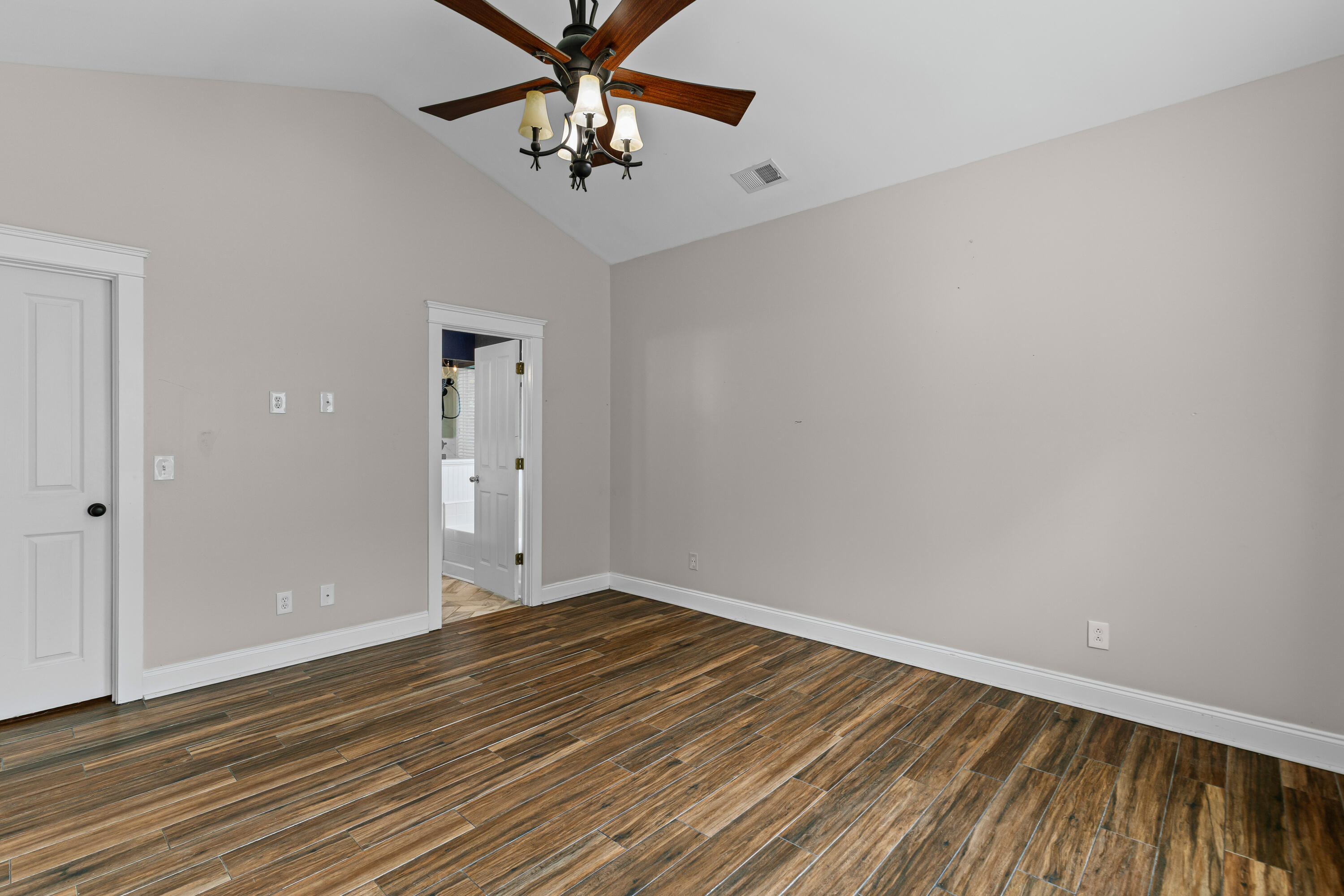 258 Carolinian Drive