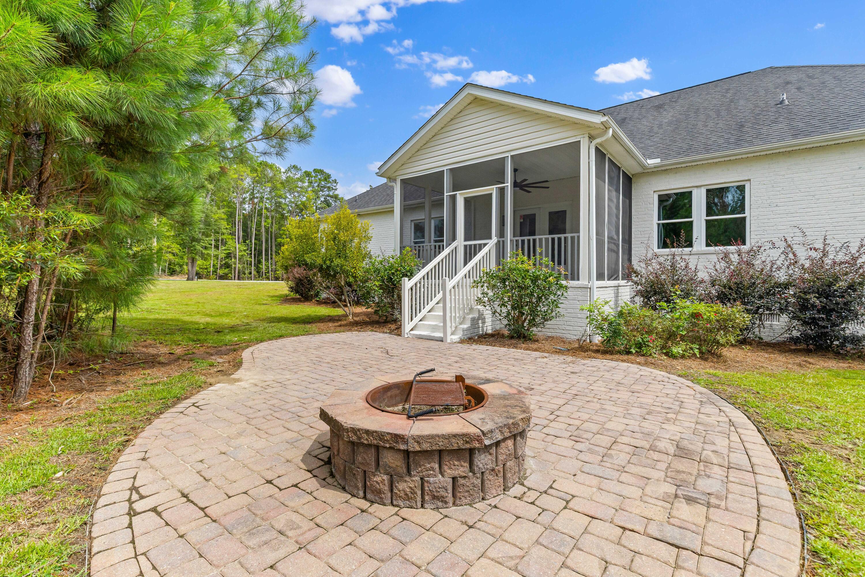 529 Southern Acres Lane