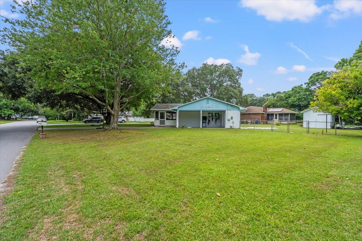 1147 Lighthouse Boulevard