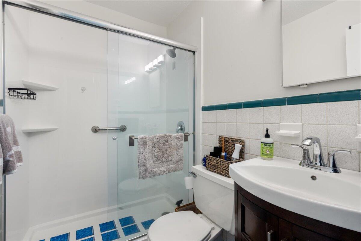 1147 Lighthouse Boulevard