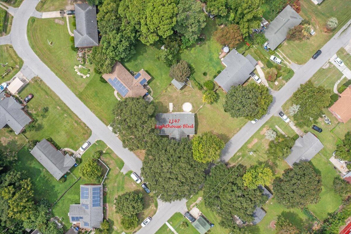 1147 Lighthouse Boulevard