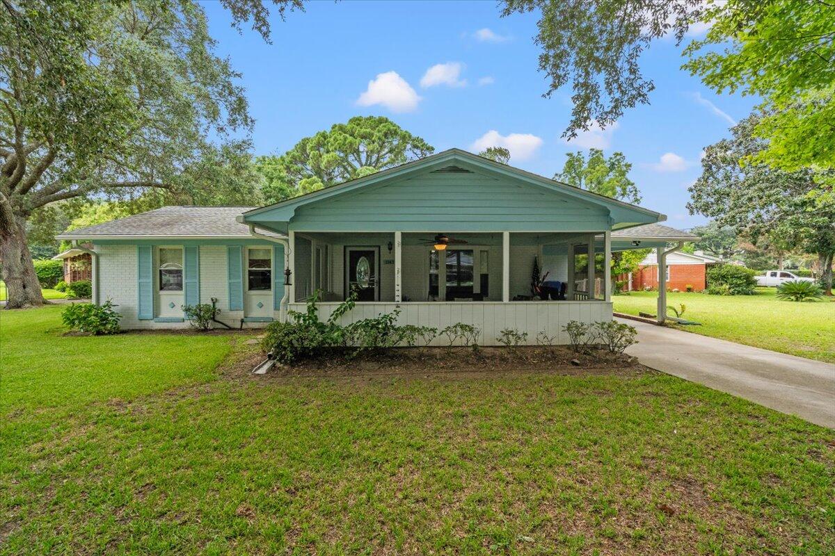 1147 Lighthouse Boulevard