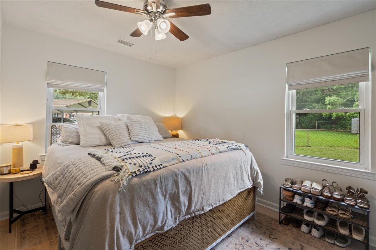 1147 Lighthouse Boulevard