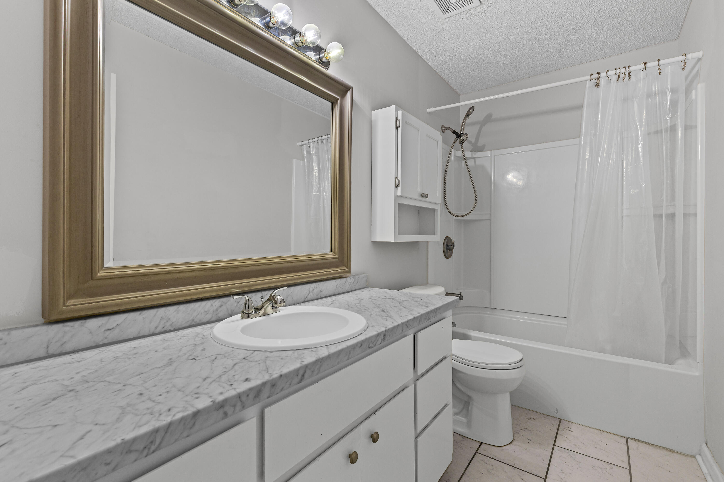 136 Old Saybrook Road