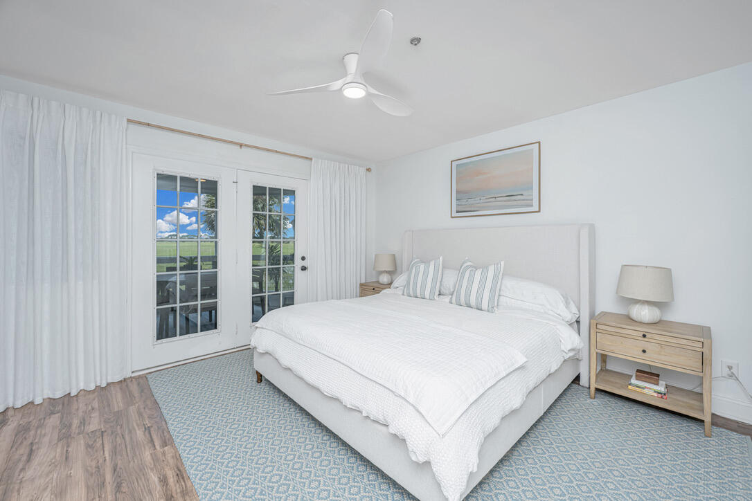 152 W Mariners Cay Drive # 152