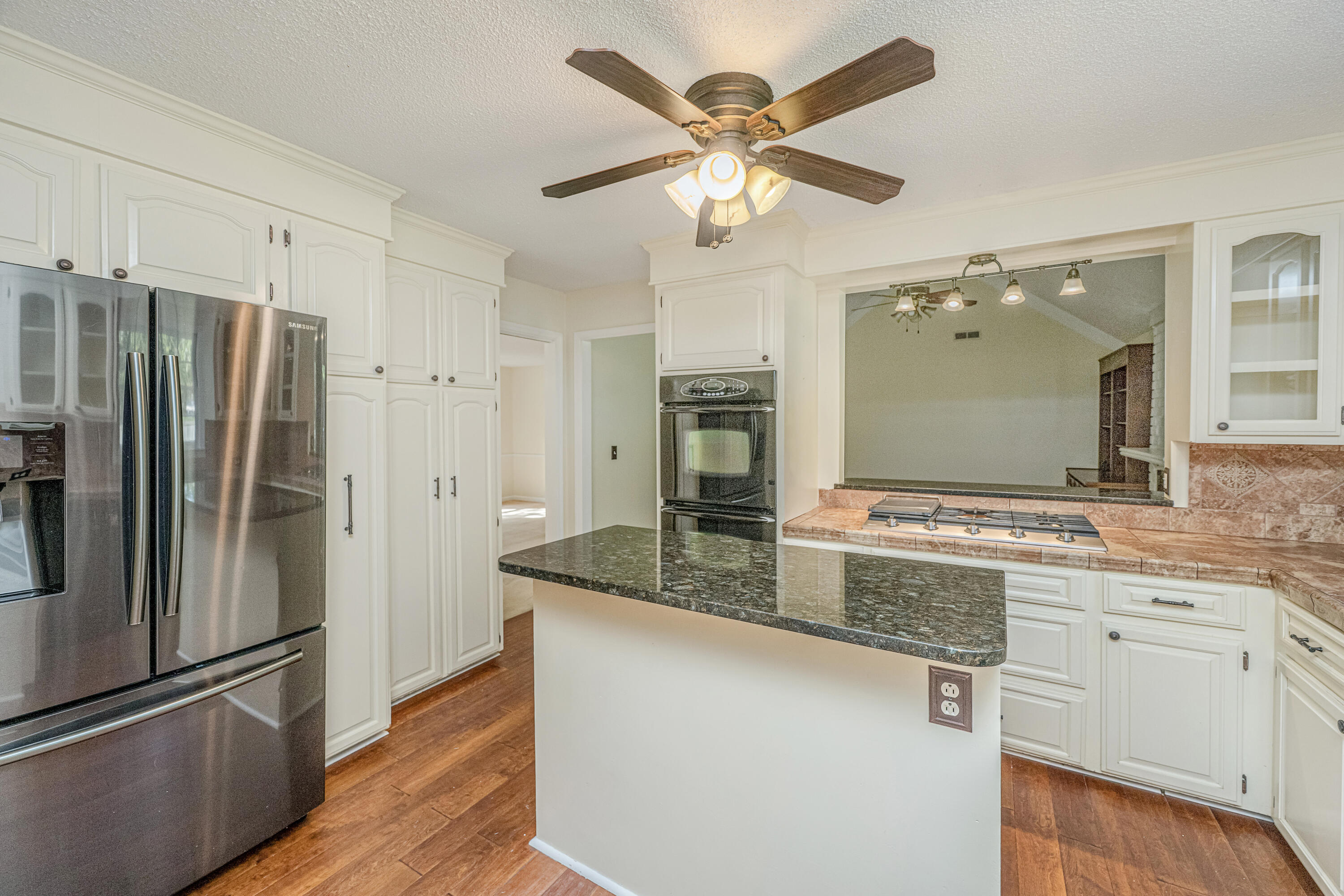 672 Old Plantation Road