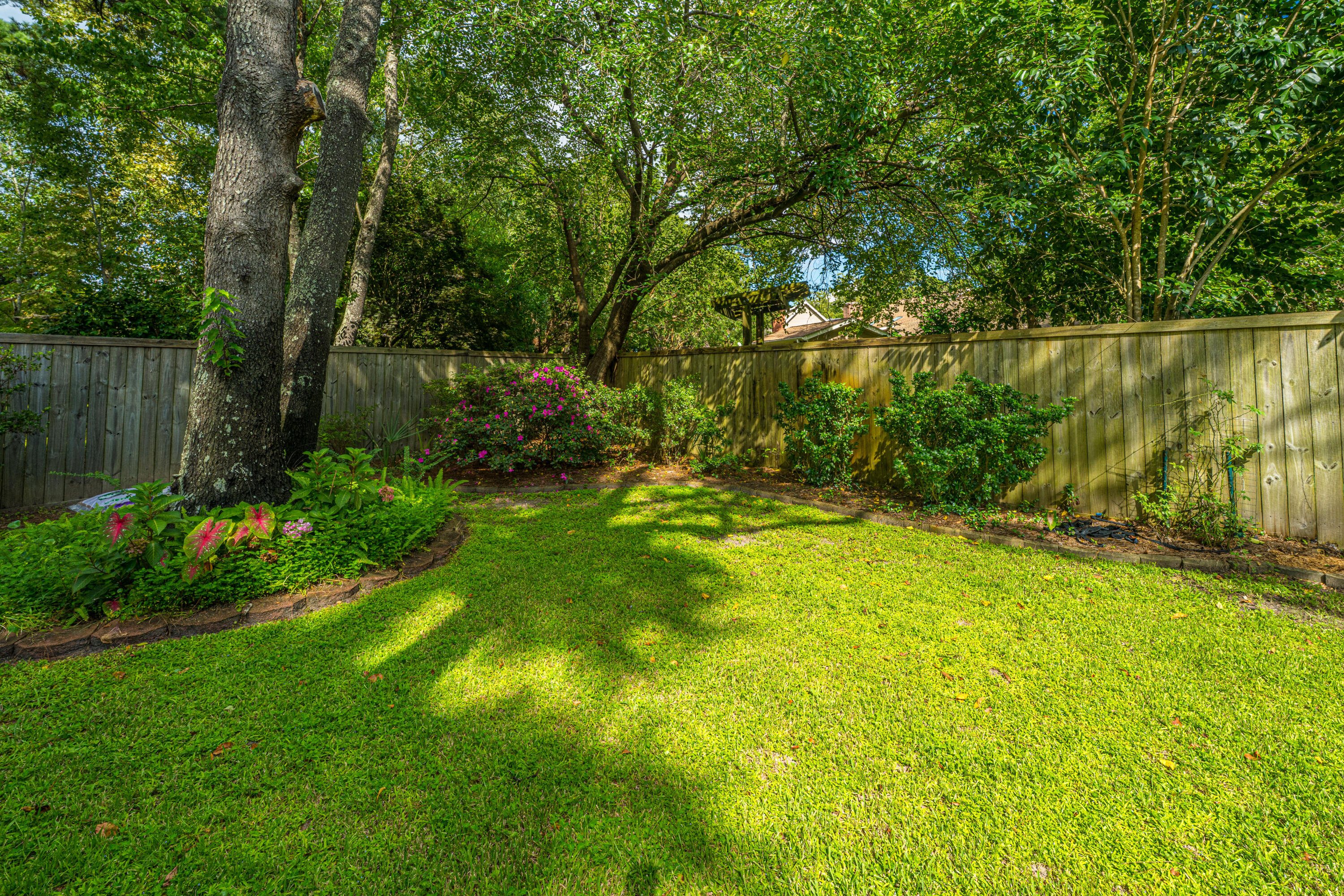 672 Old Plantation Road