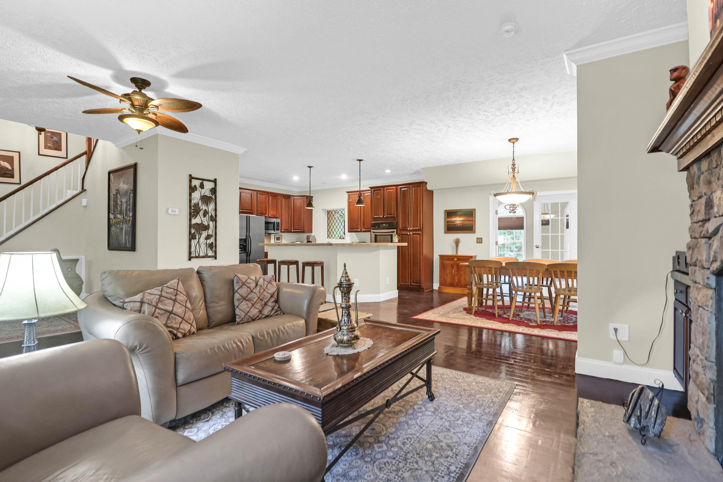 2494 Cape Road