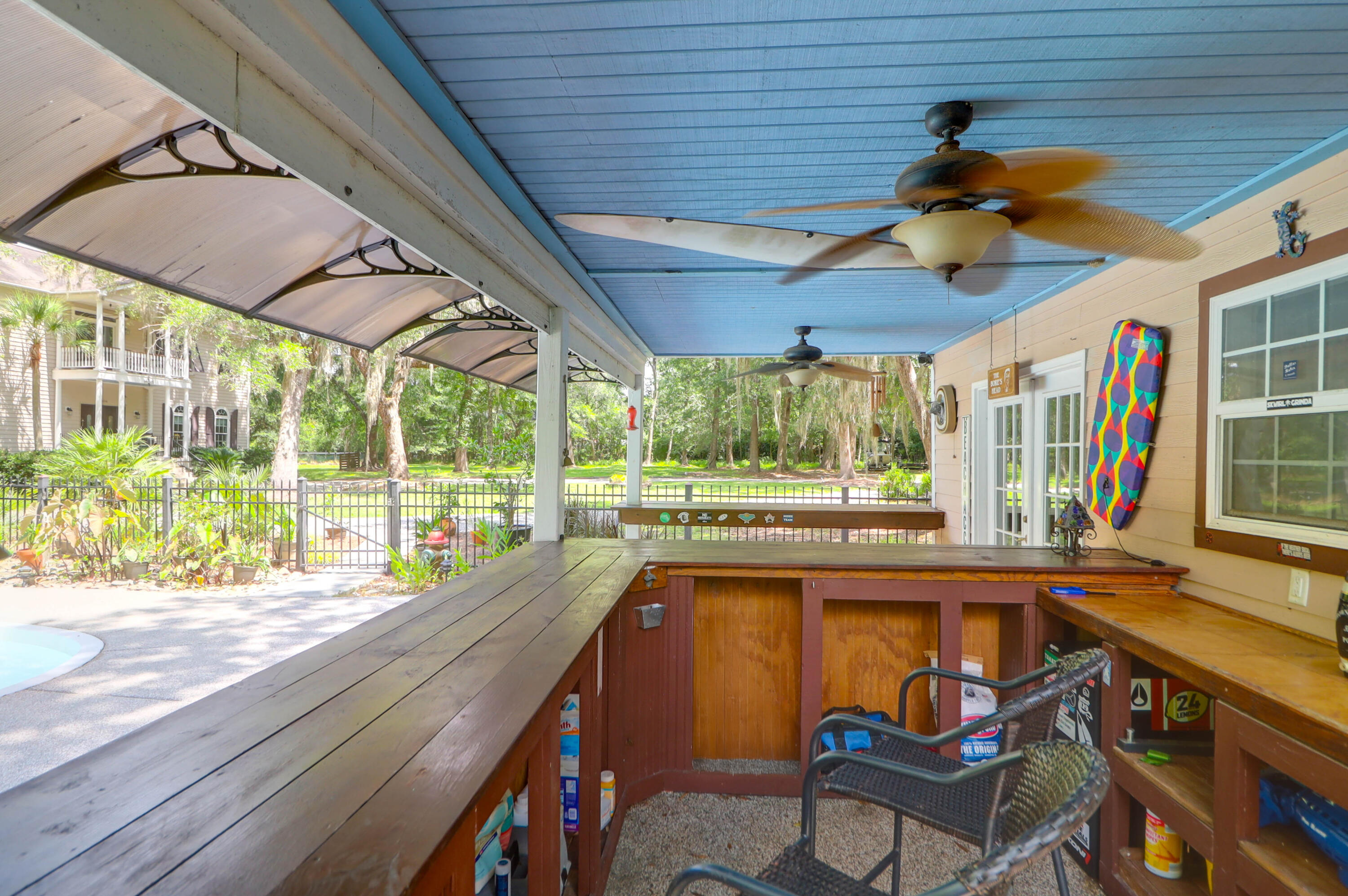 2494 Cape Road