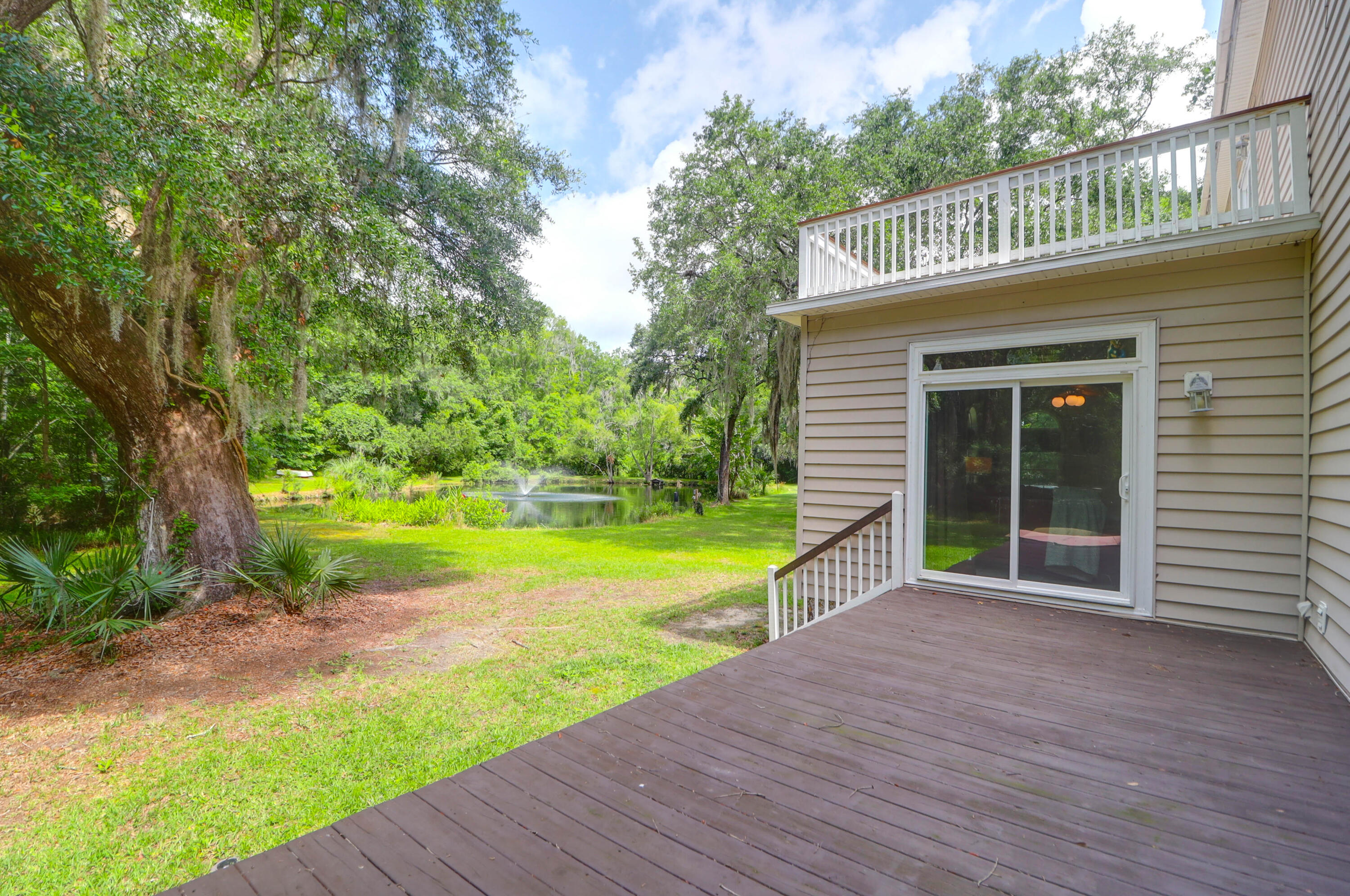 2494 Cape Road