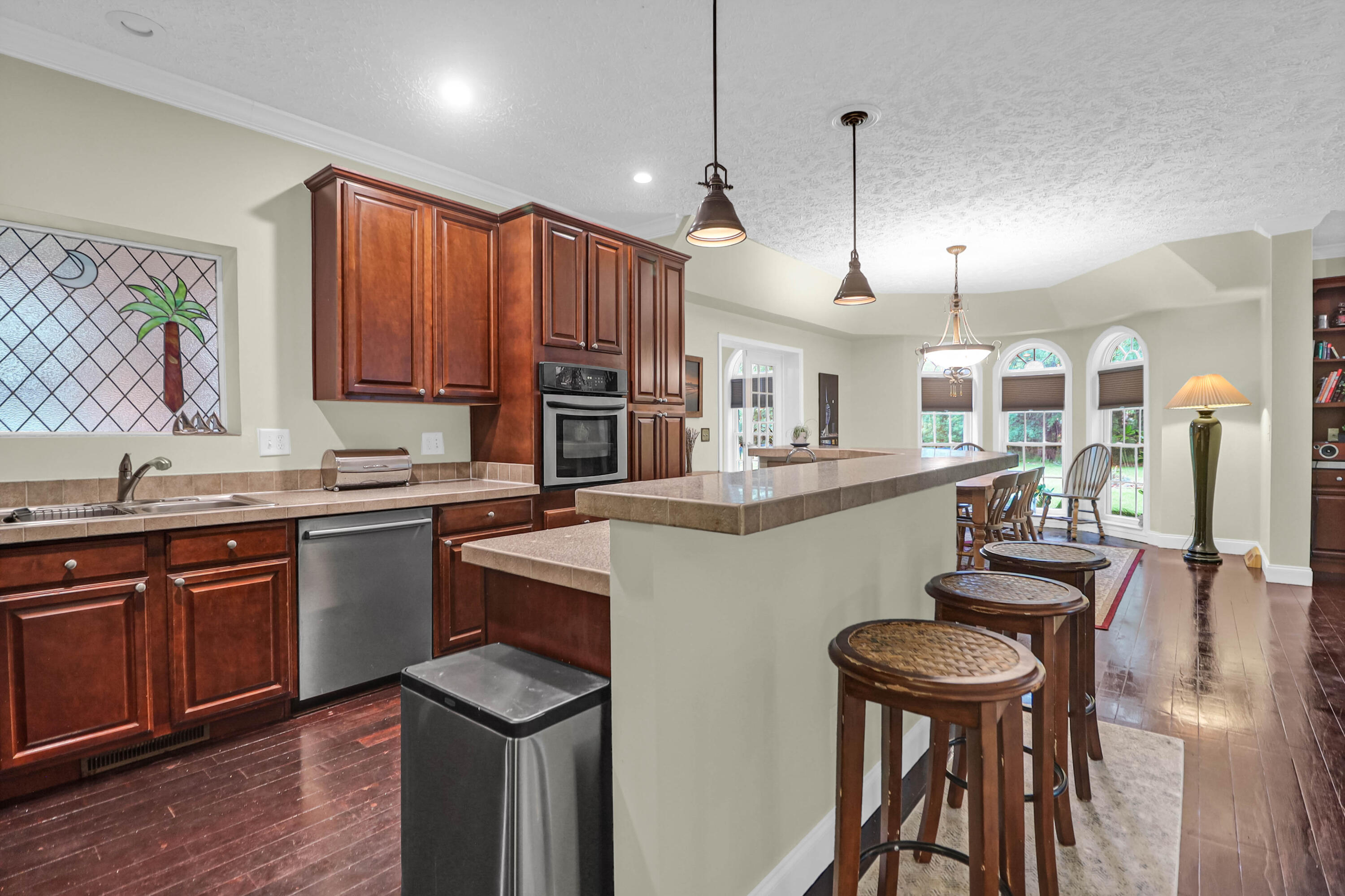 2494 Cape Road