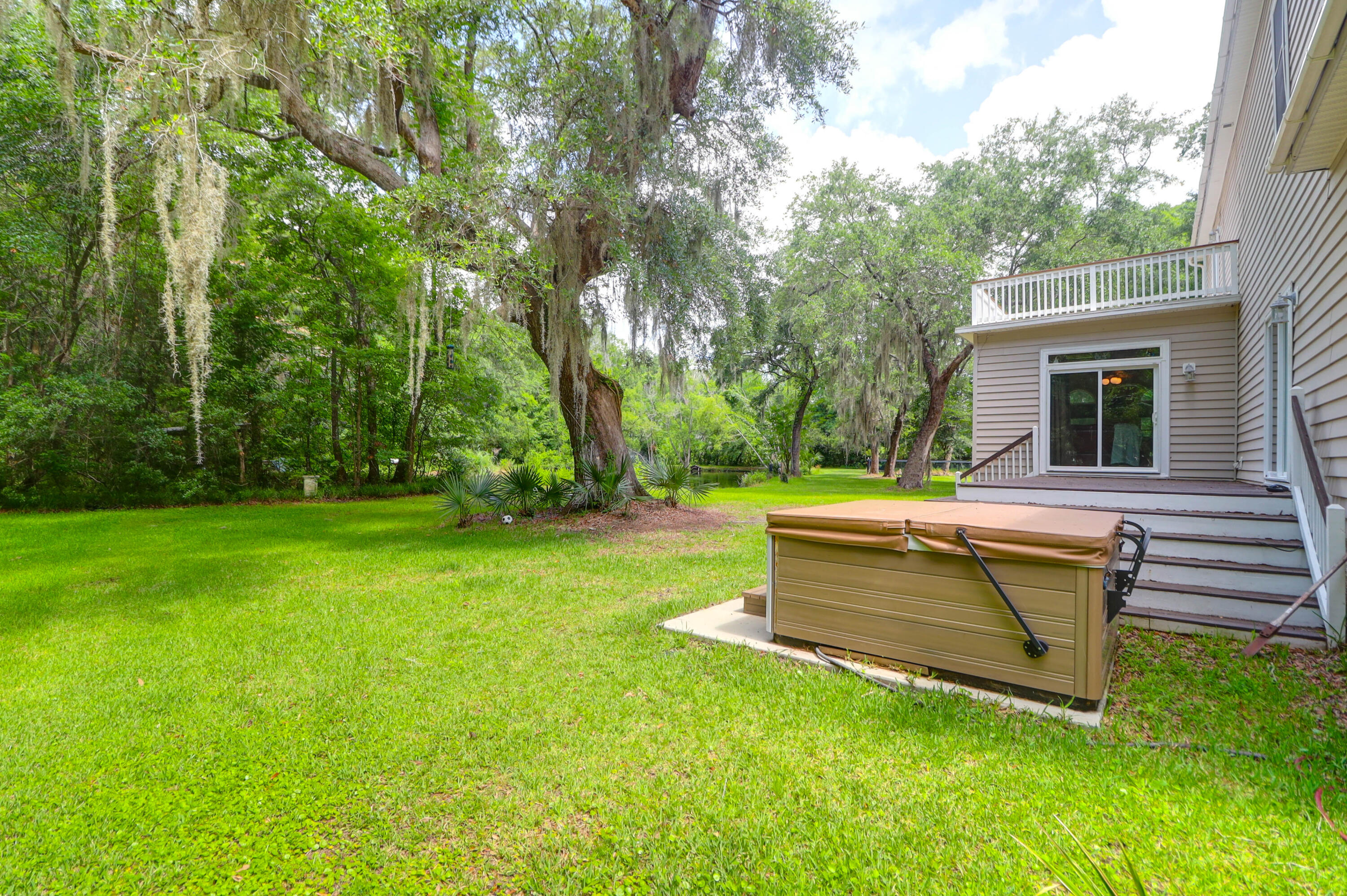 2494 Cape Road