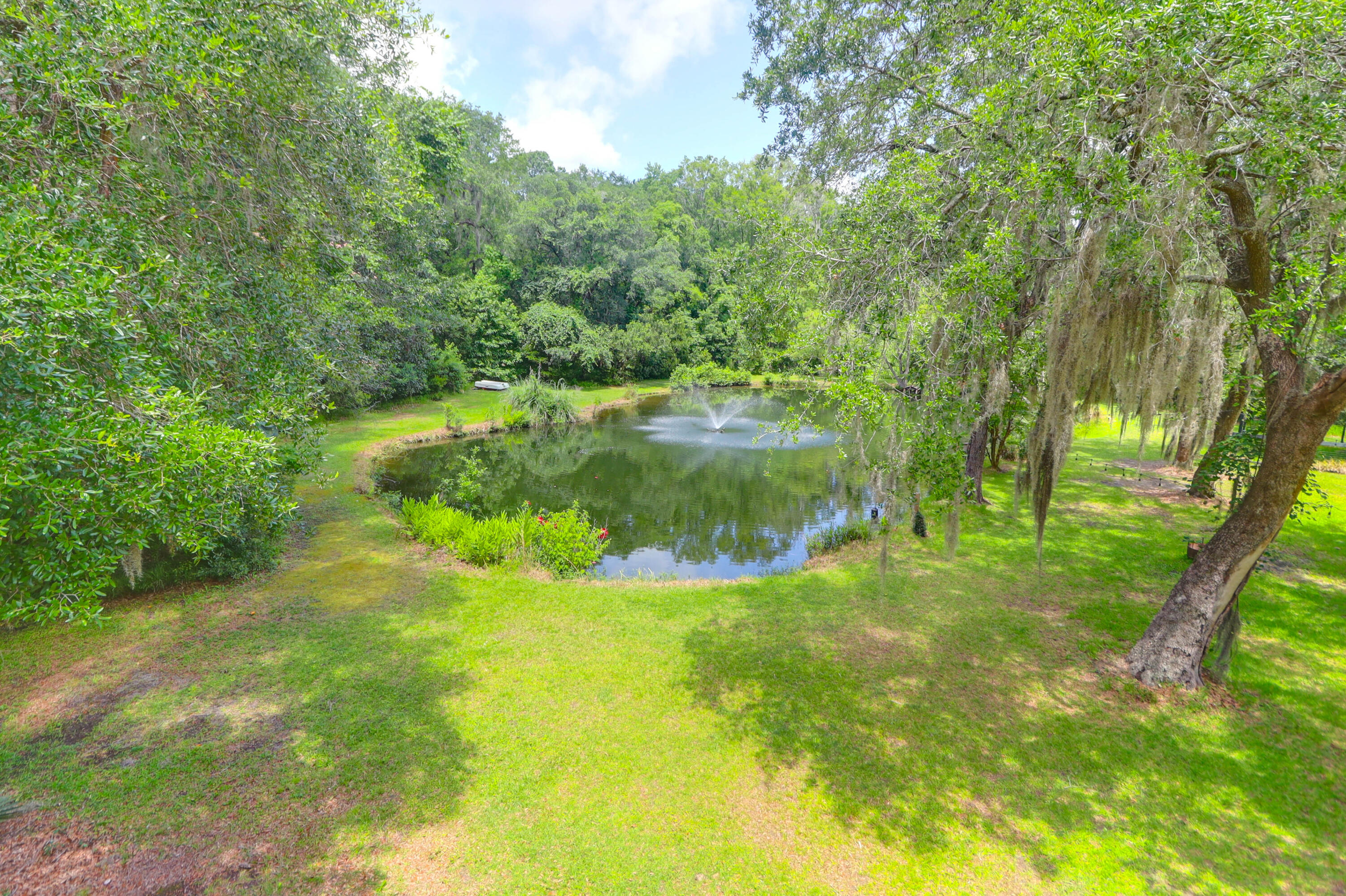 2494 Cape Road