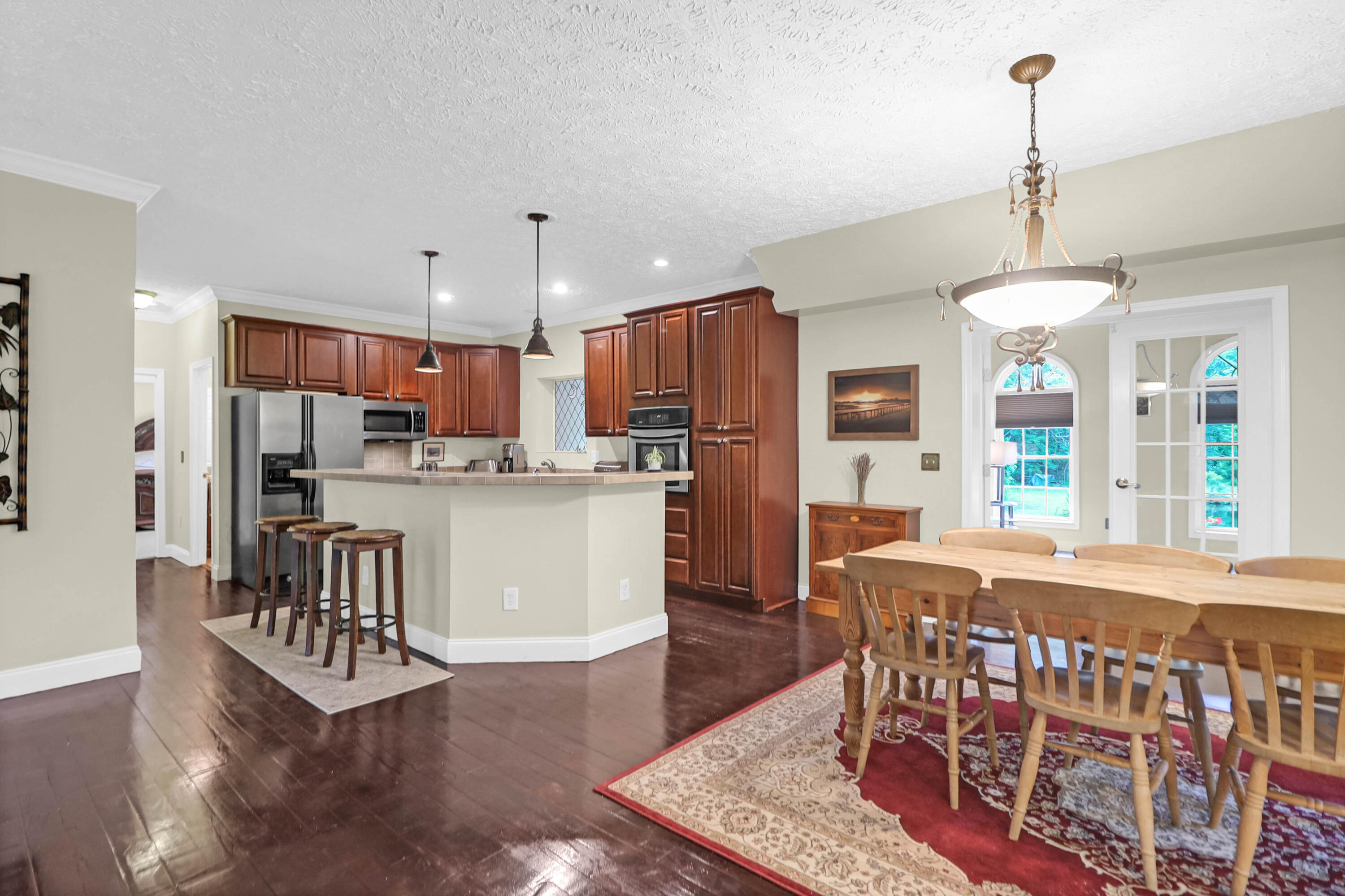 2494 Cape Road
