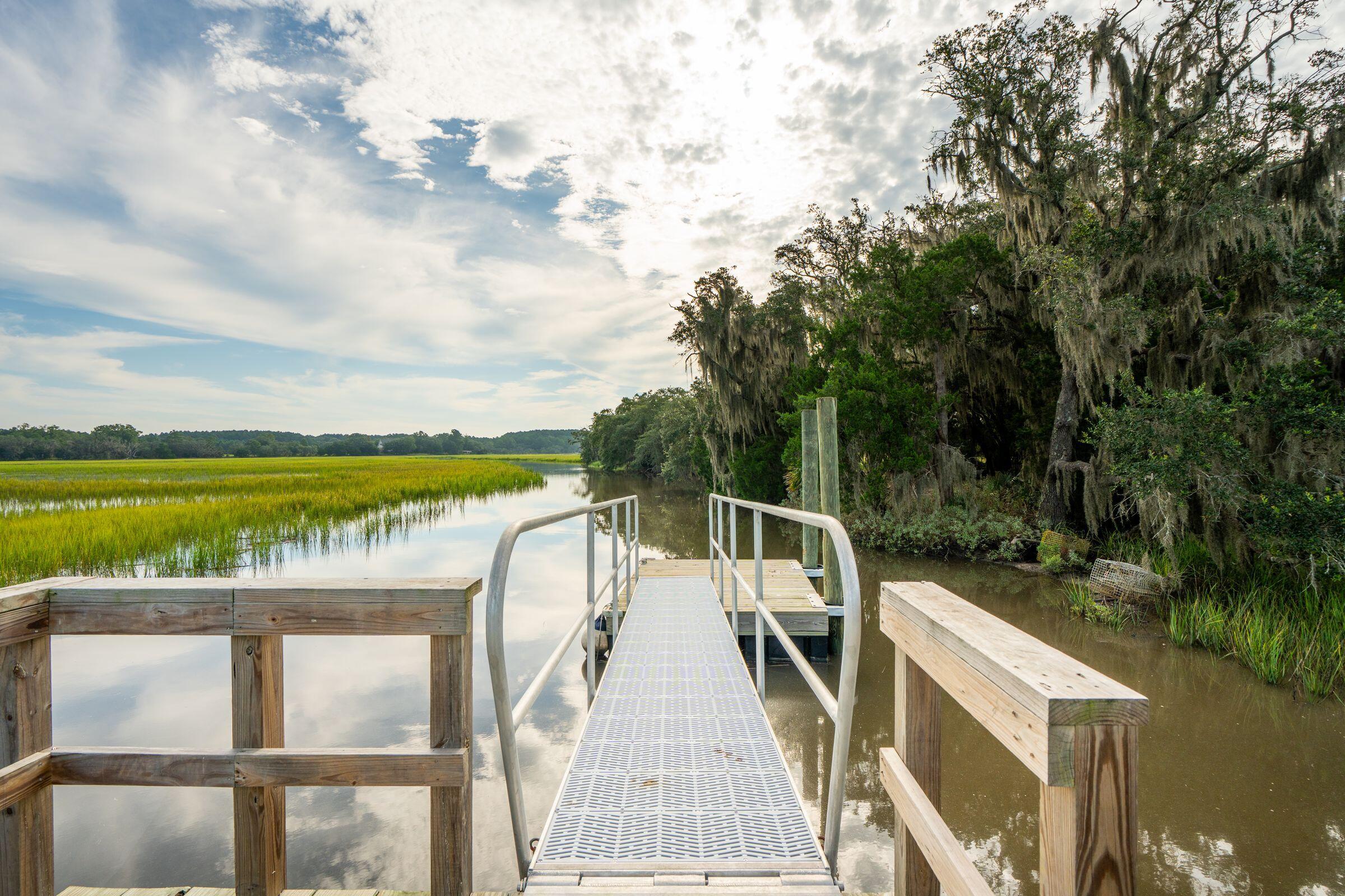 6412 China Back Lane