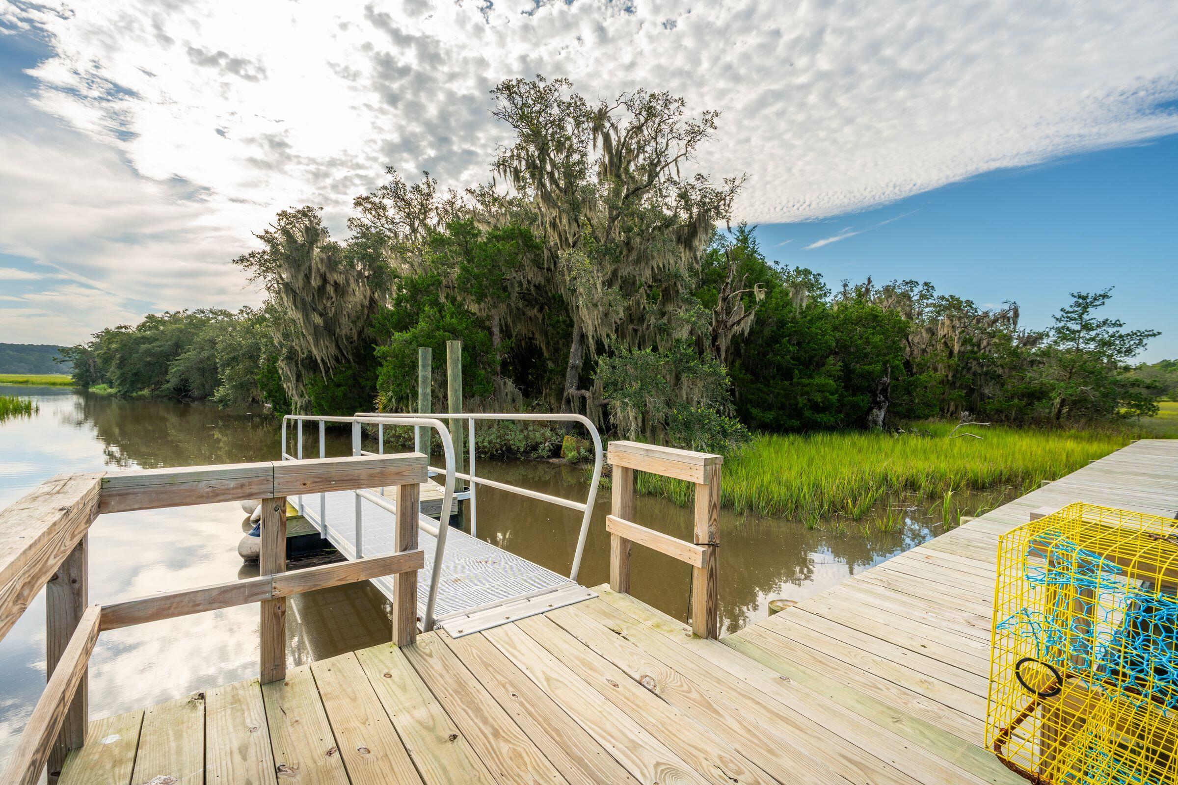 6412 China Back Lane