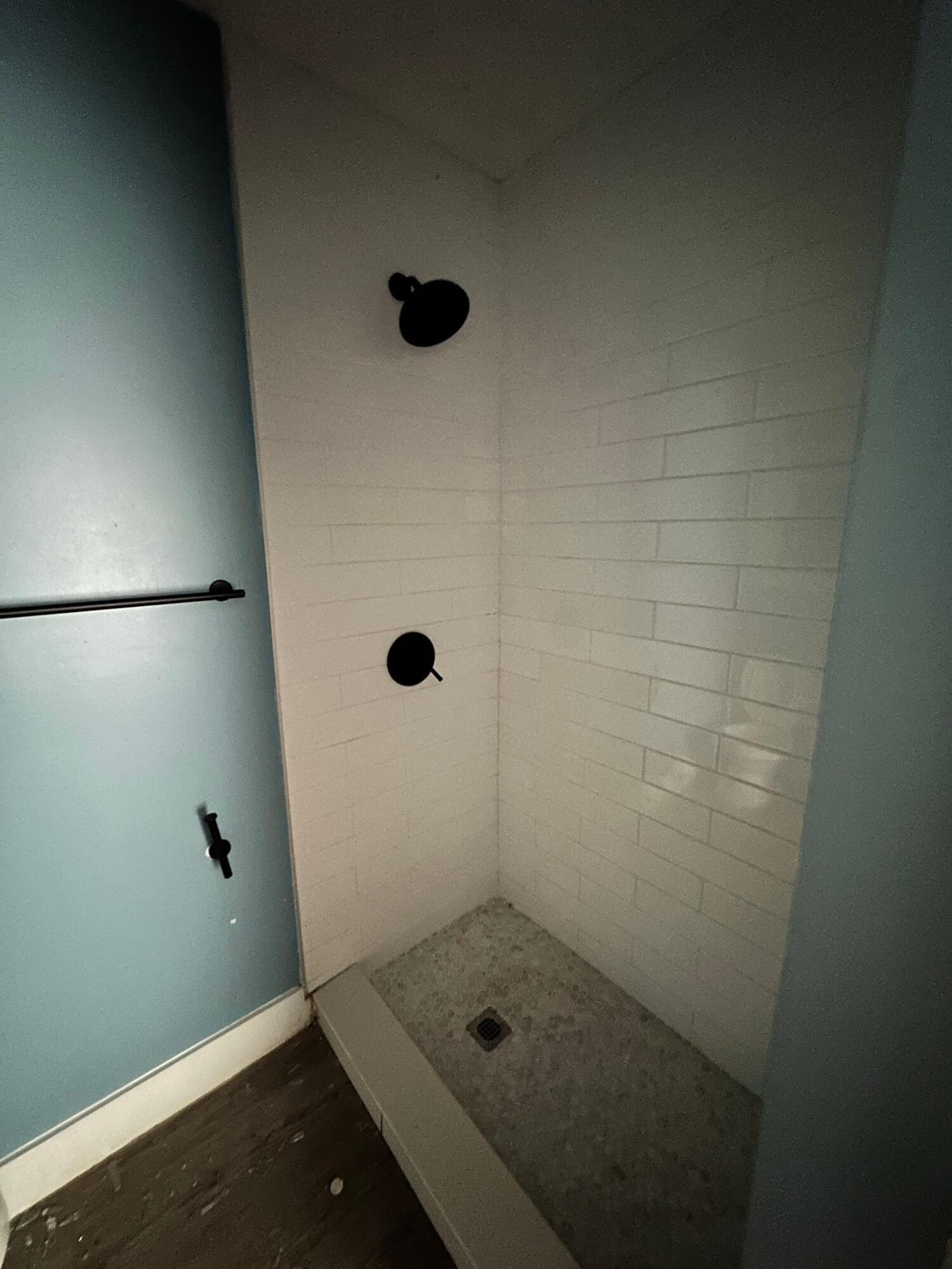 2390 Cambridge Avenue