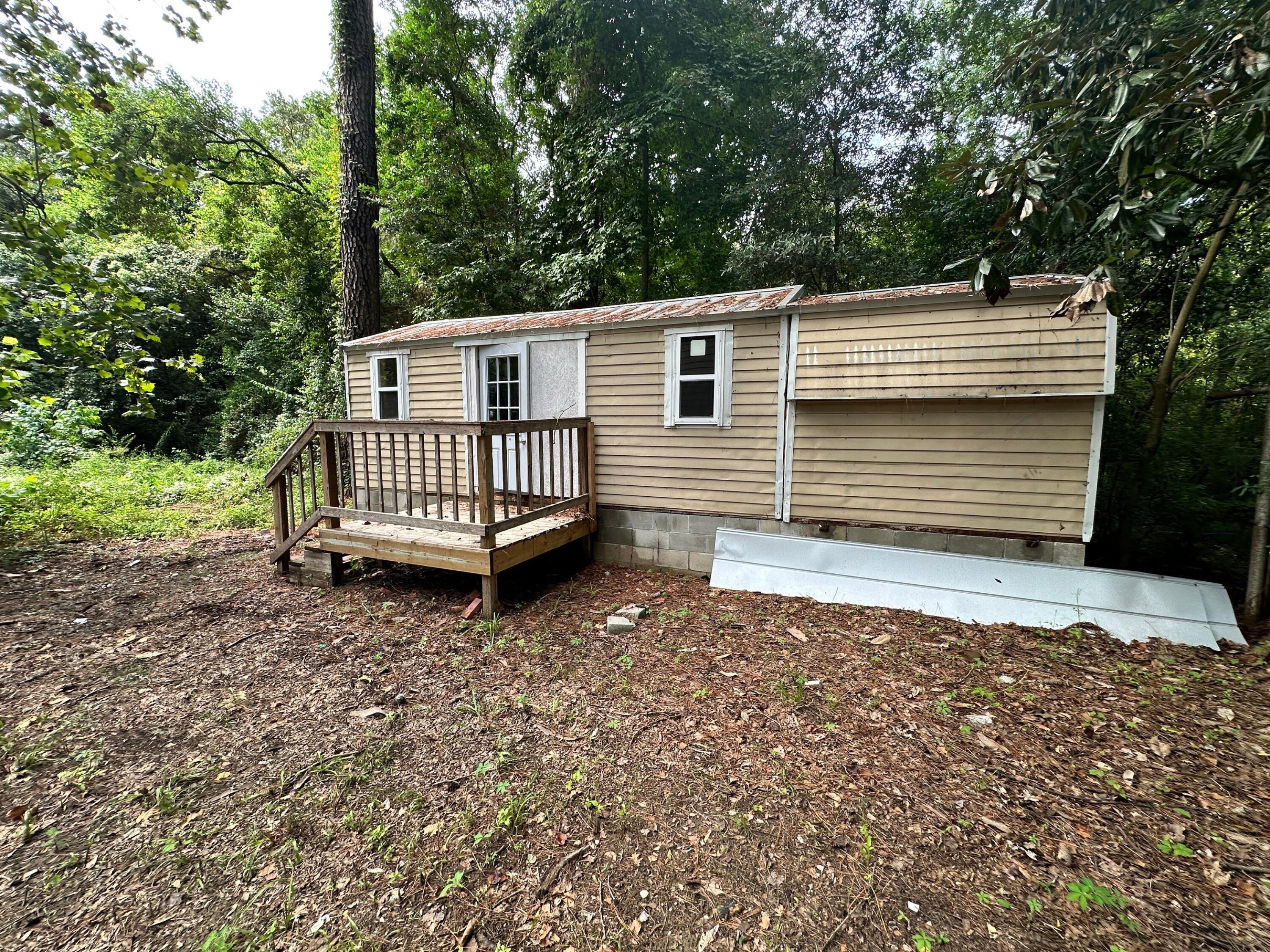 2390 Cambridge Avenue