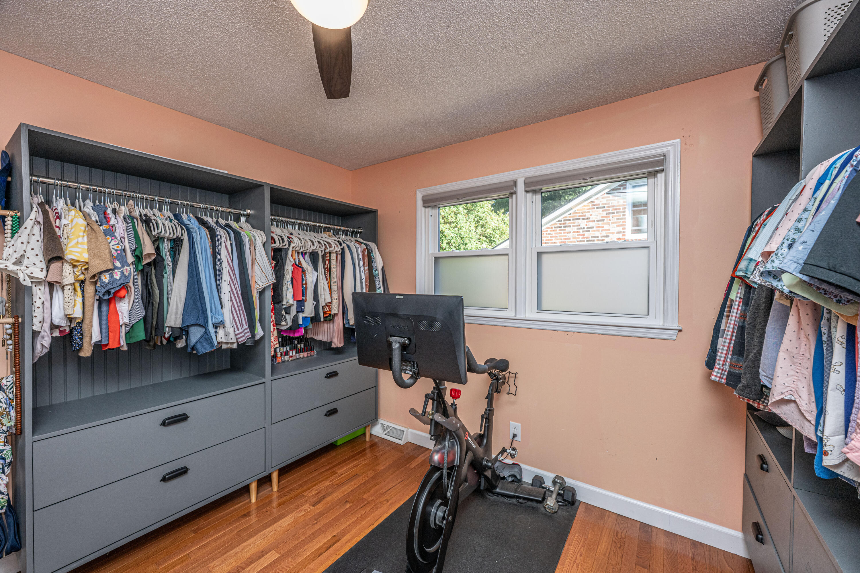 649 Mccutchen Street